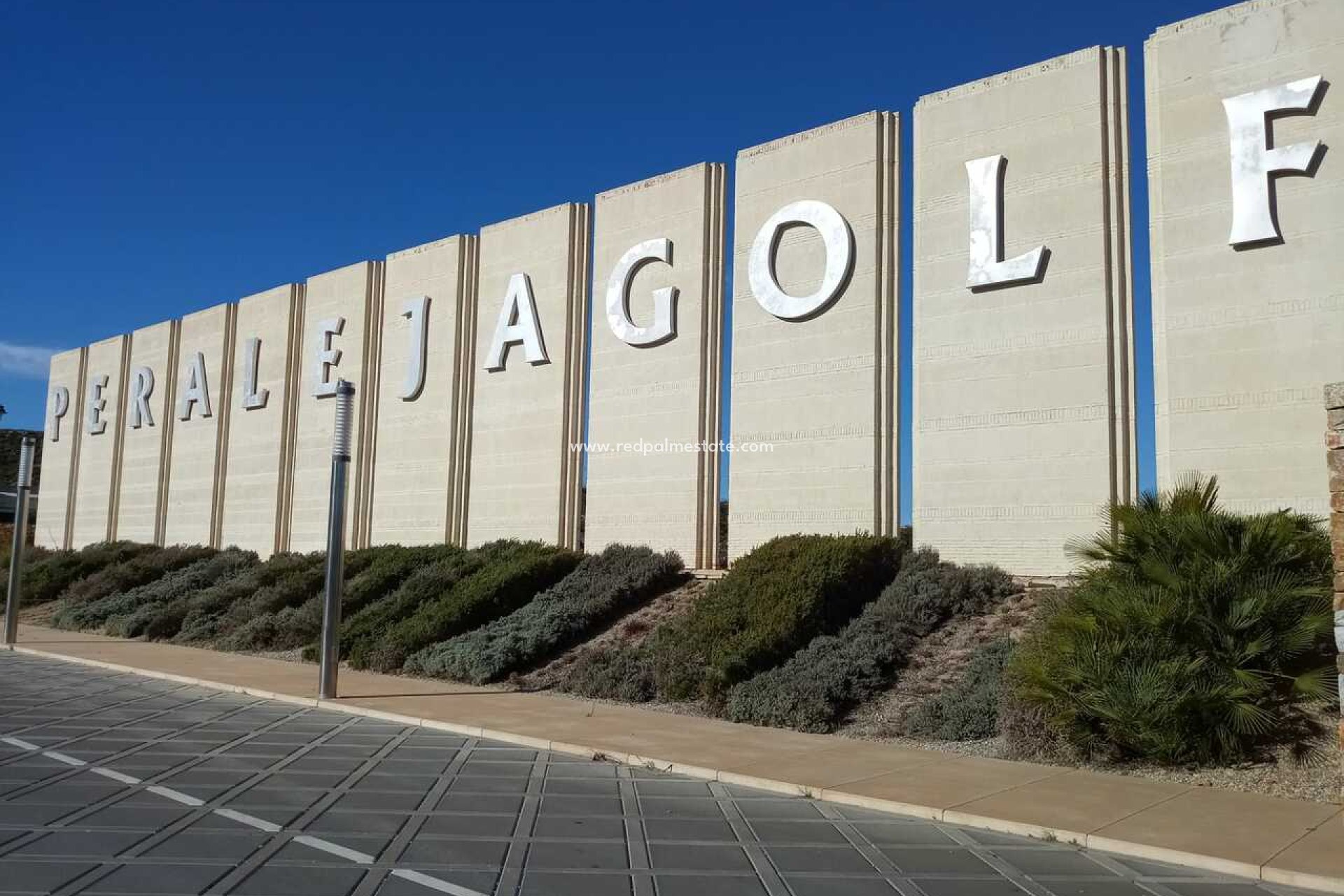 Videresalg - Villa -
Peraleja Golf - Inland