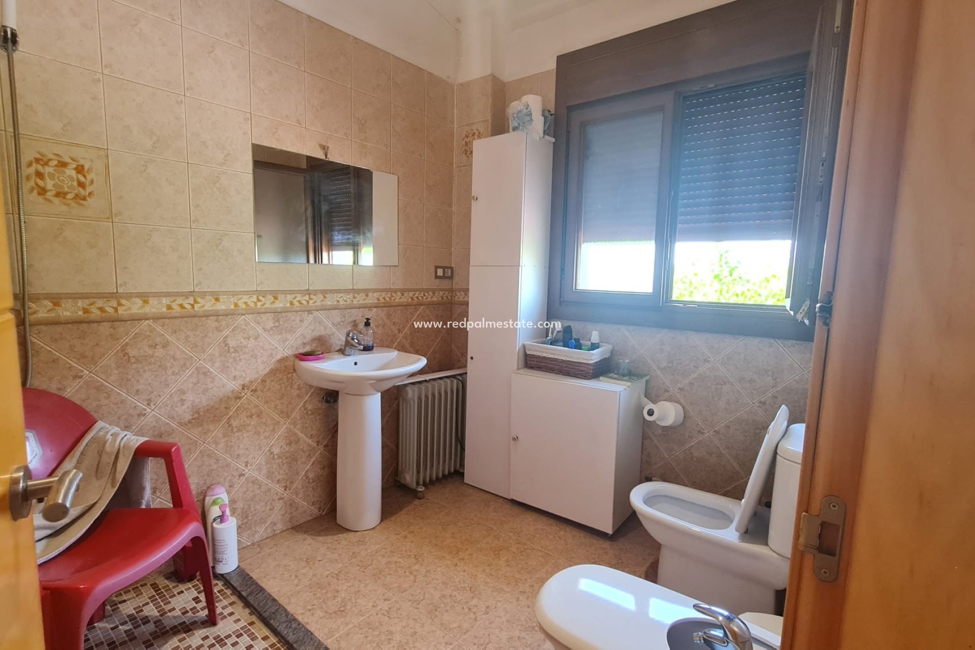 Videresalg - Villa -
Petrer - Inland