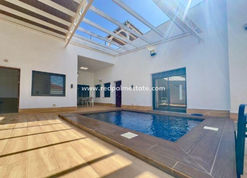 Videresalg - Villa -
Pilar de la Horadada - Torre de la Horadada