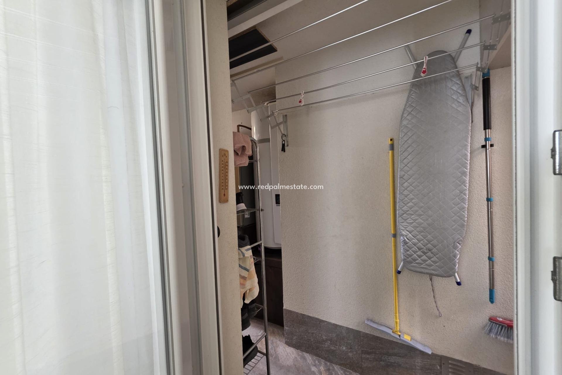 Videresalg - Villa -
Pilar de la Horadada - Zona Pueblo