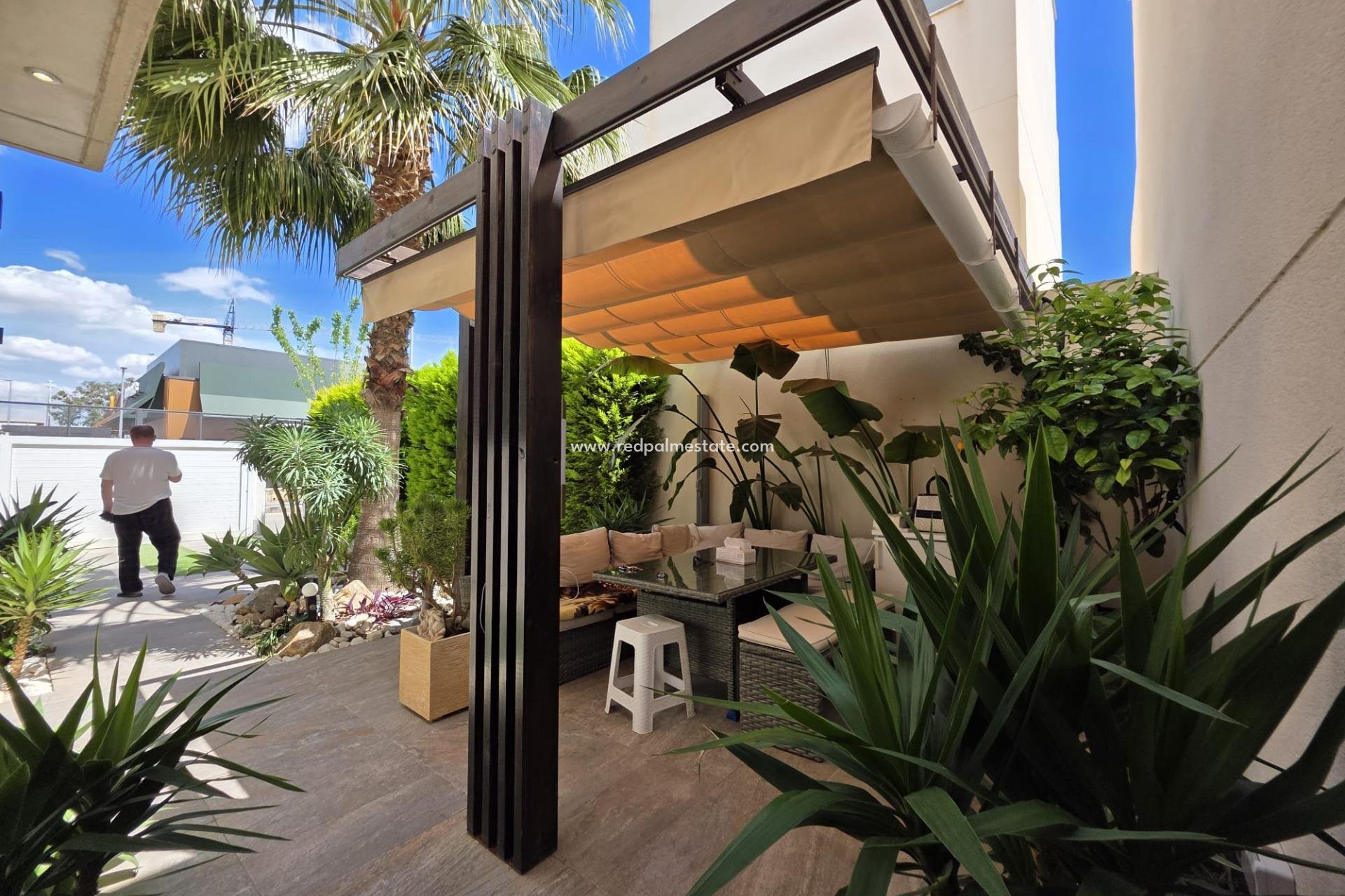 Videresalg - Villa -
Pilar de la Horadada - Zona Pueblo