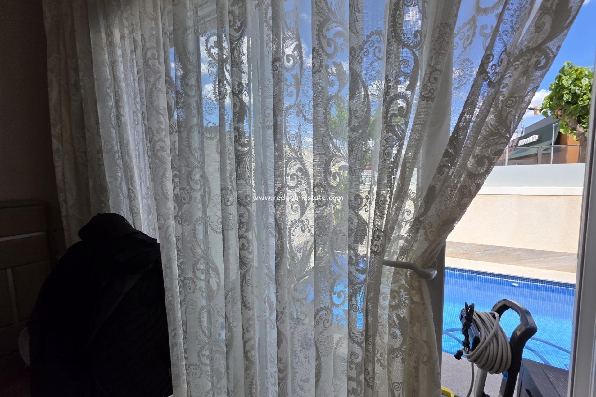 Videresalg - Villa -
Pilar de la Horadada - Zona Pueblo