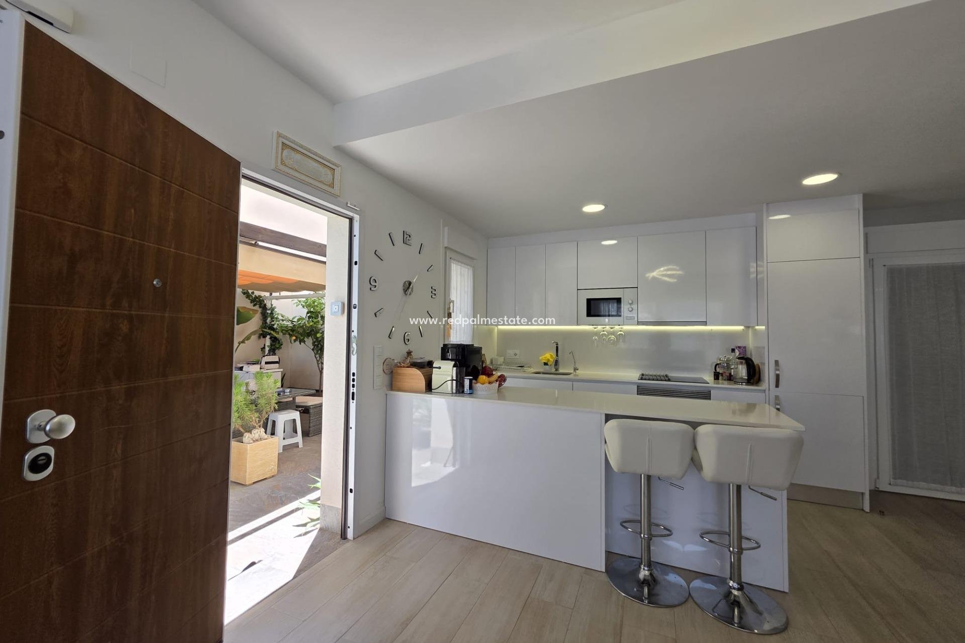 Videresalg - Villa -
Pilar de la Horadada - Zona Pueblo