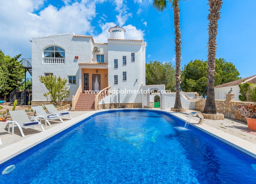 Videresalg - Villa -
Pinar de Campoverde - Costa Blanca
