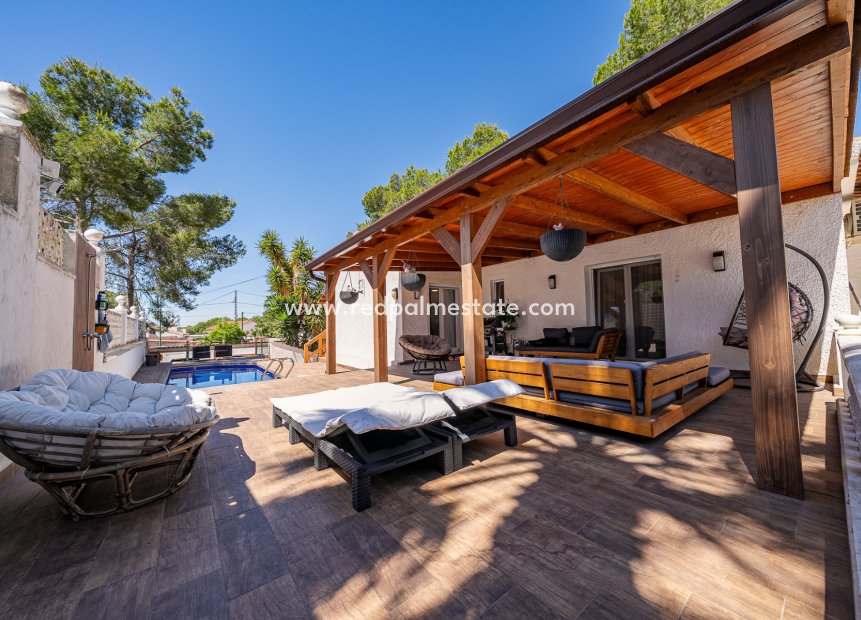 Videresalg - Villa -
Pinar de Campoverde