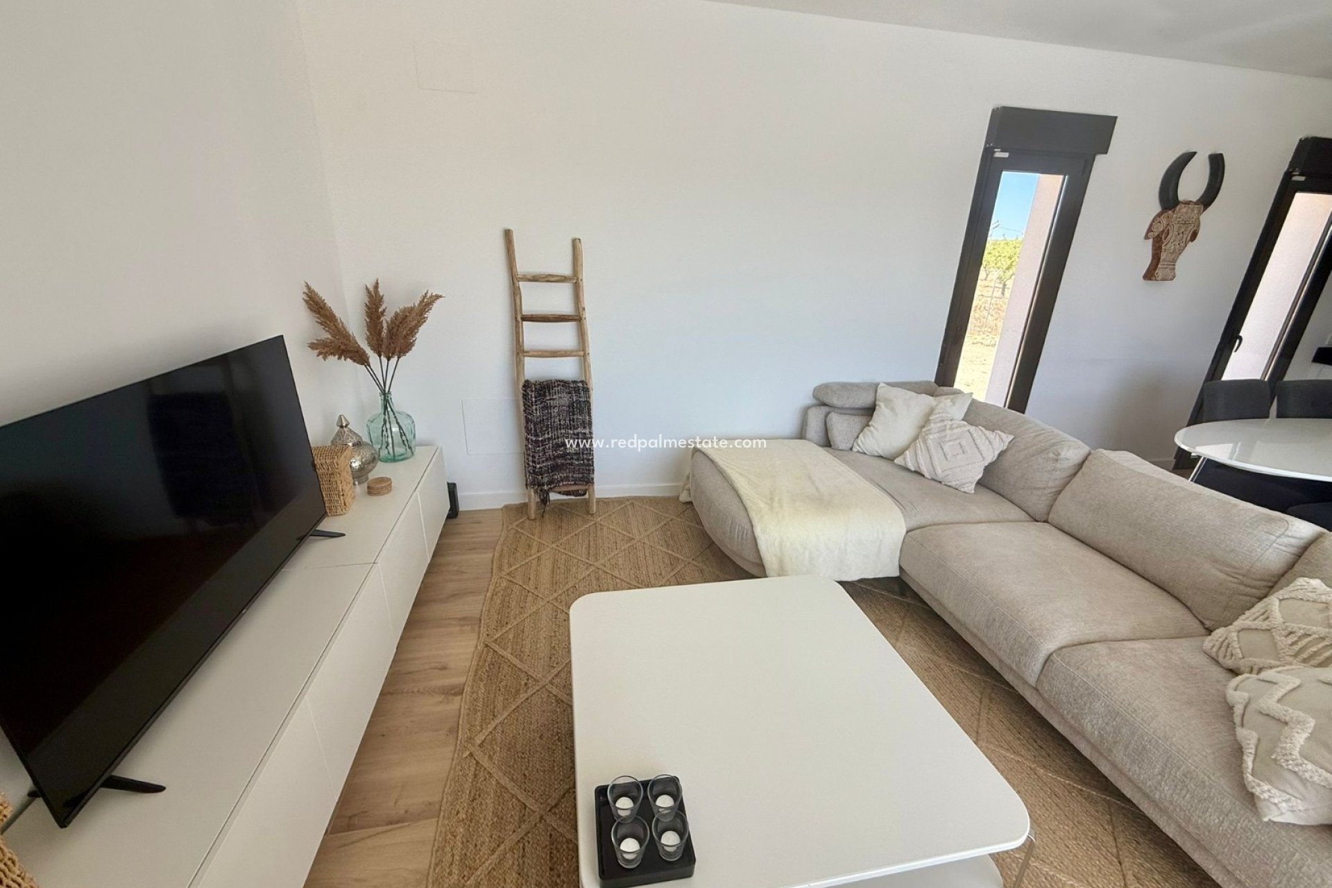 Videresalg - Villa -
Pinoso - Inland