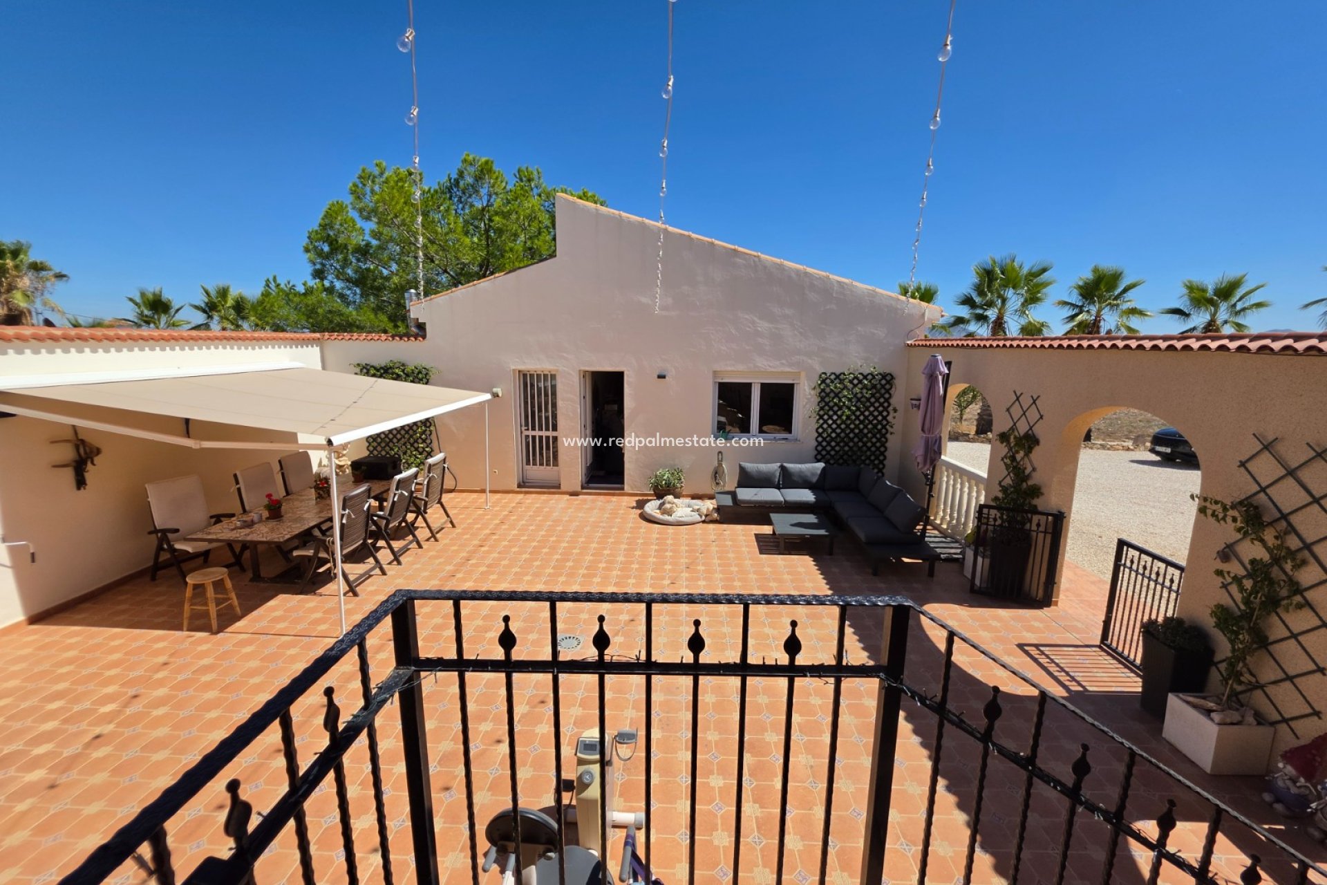 Videresalg - Villa -
Pinoso - Inland