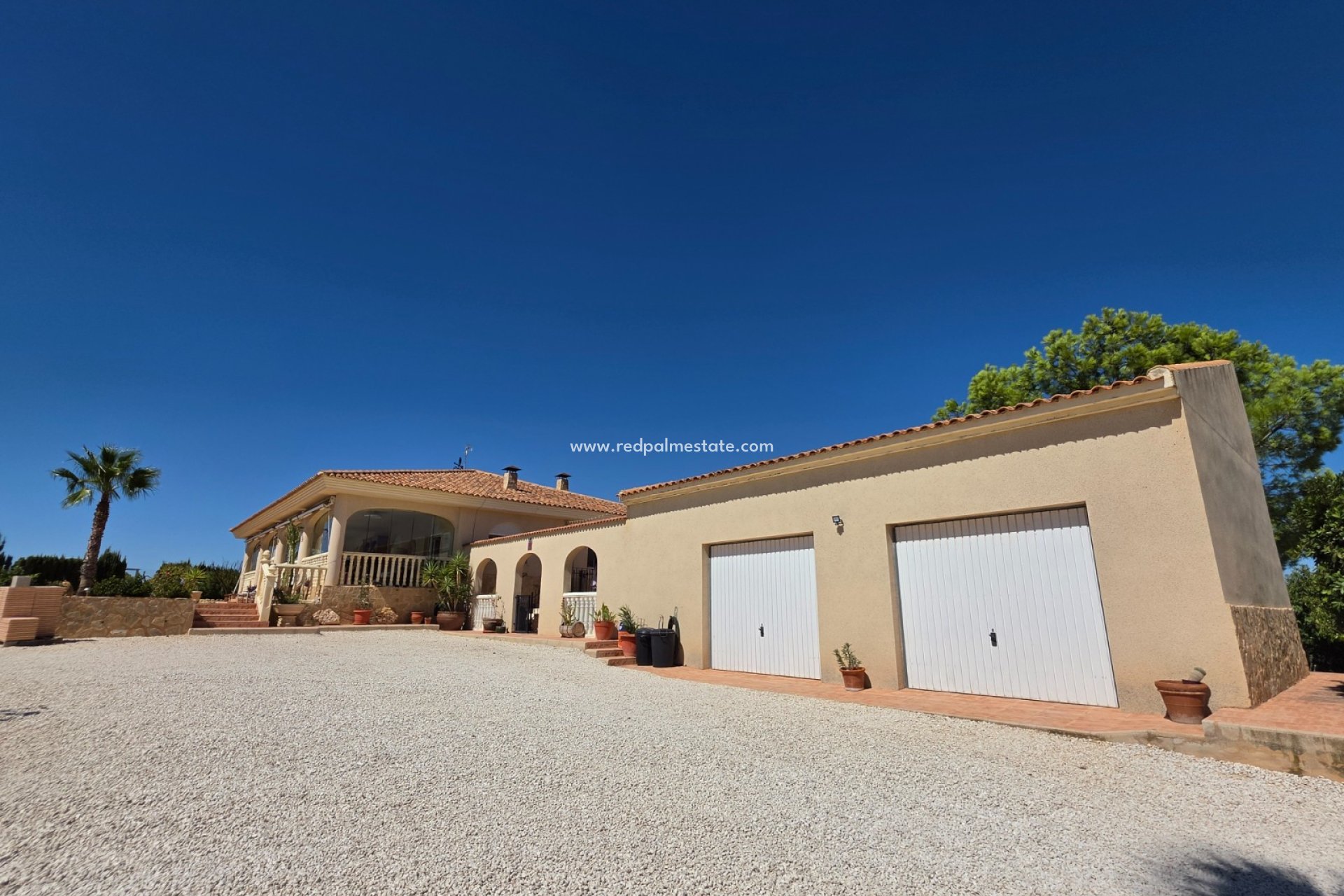 Videresalg - Villa -
Pinoso - Inland