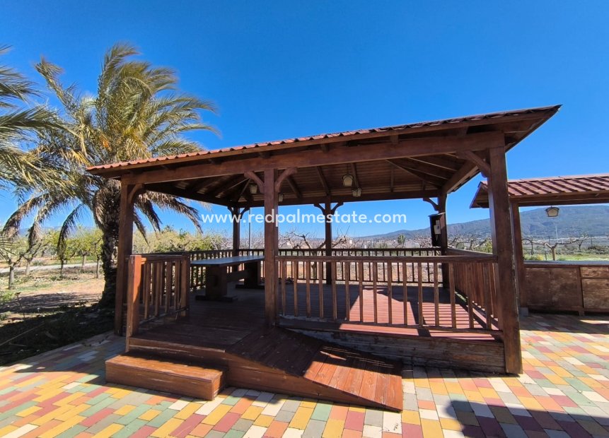 Videresalg - Villa -
Pinoso - Inland