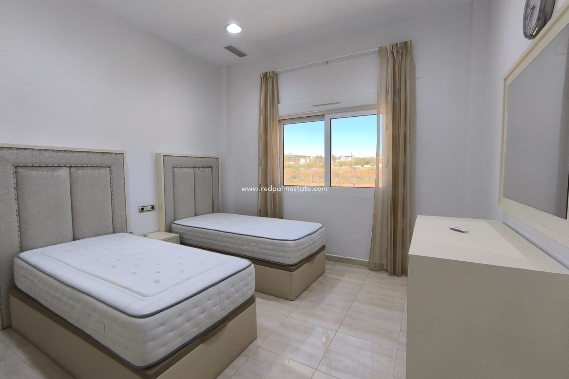 Videresalg - Villa -
Pinoso - Inland