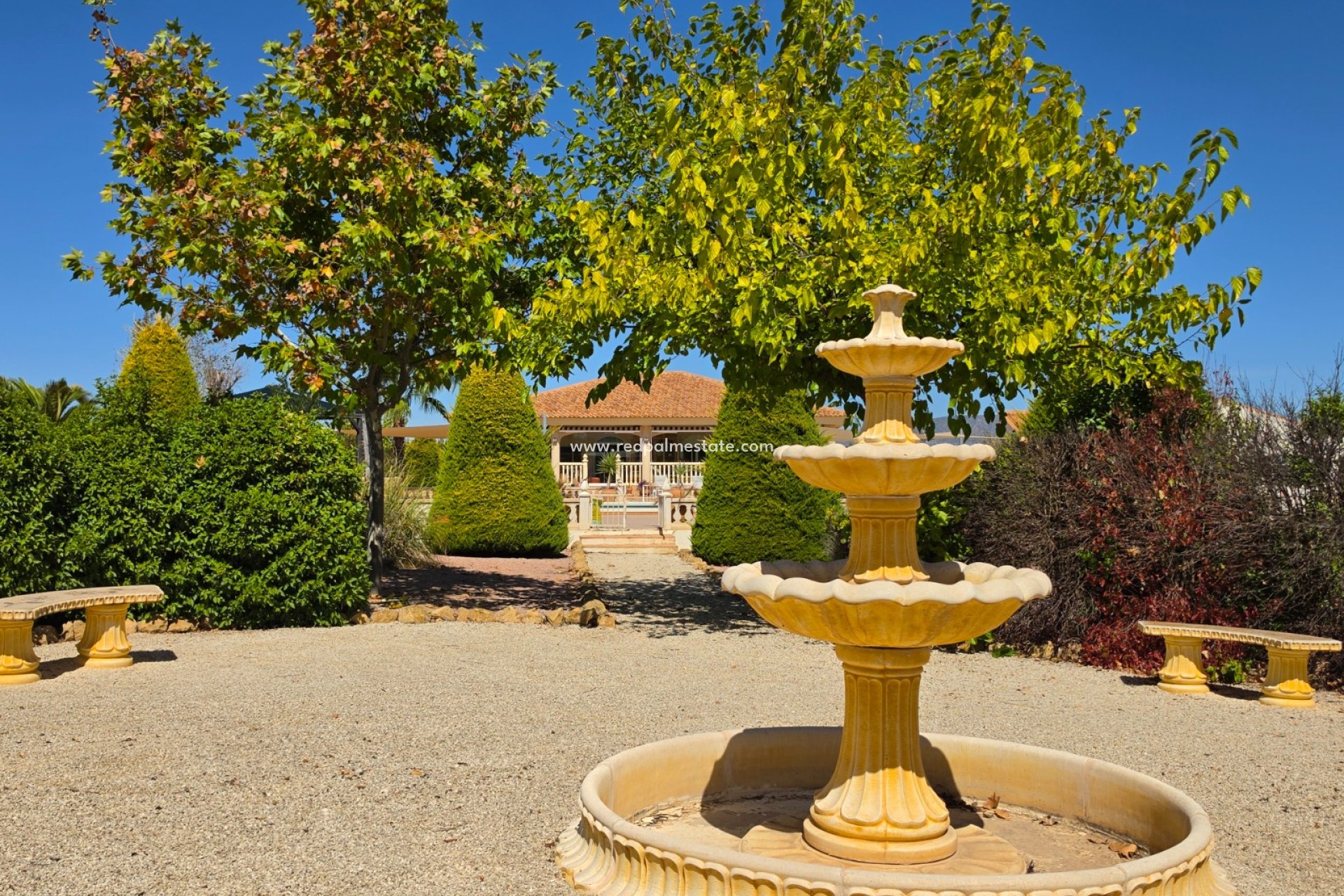 Videresalg - Villa -
Pinoso - Inland