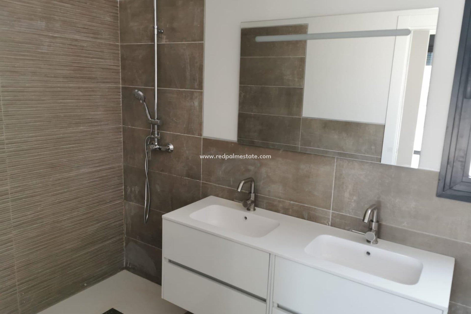 Videresalg - Villa -
Pinoso - Inland