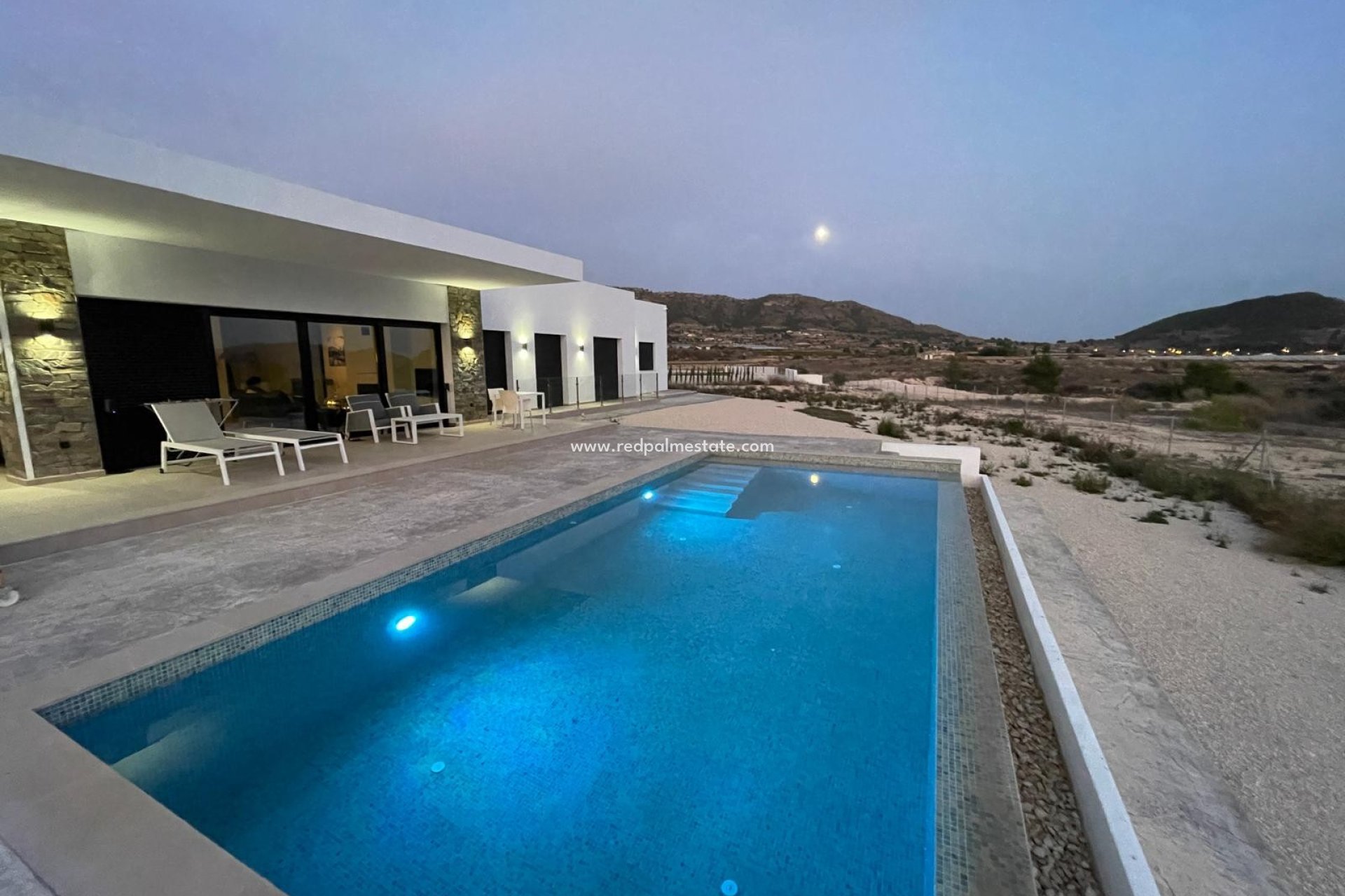 Videresalg - Villa -
Pinoso - Inland