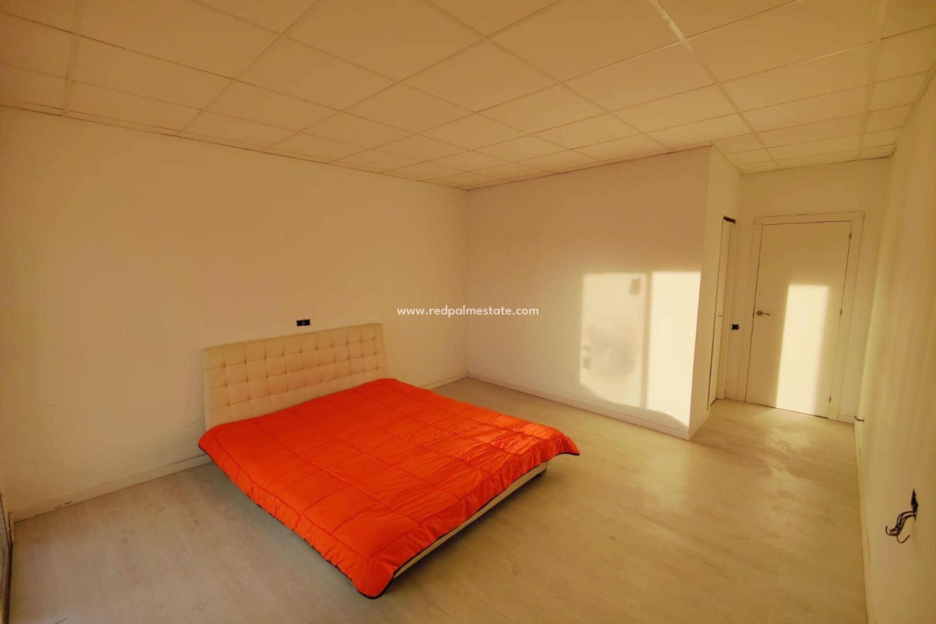 Videresalg - Villa -
Pinoso - Inland