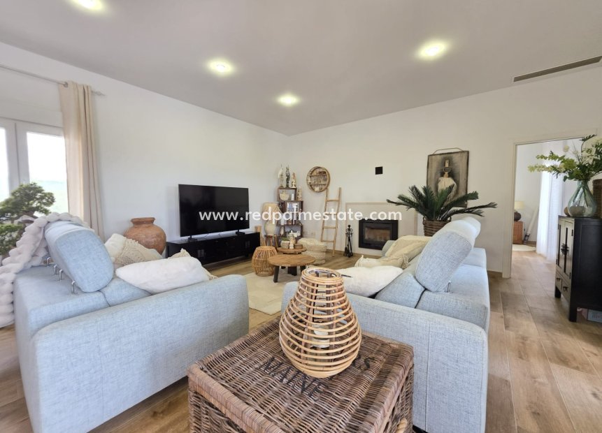 Videresalg - Villa -
Pinoso - Inland