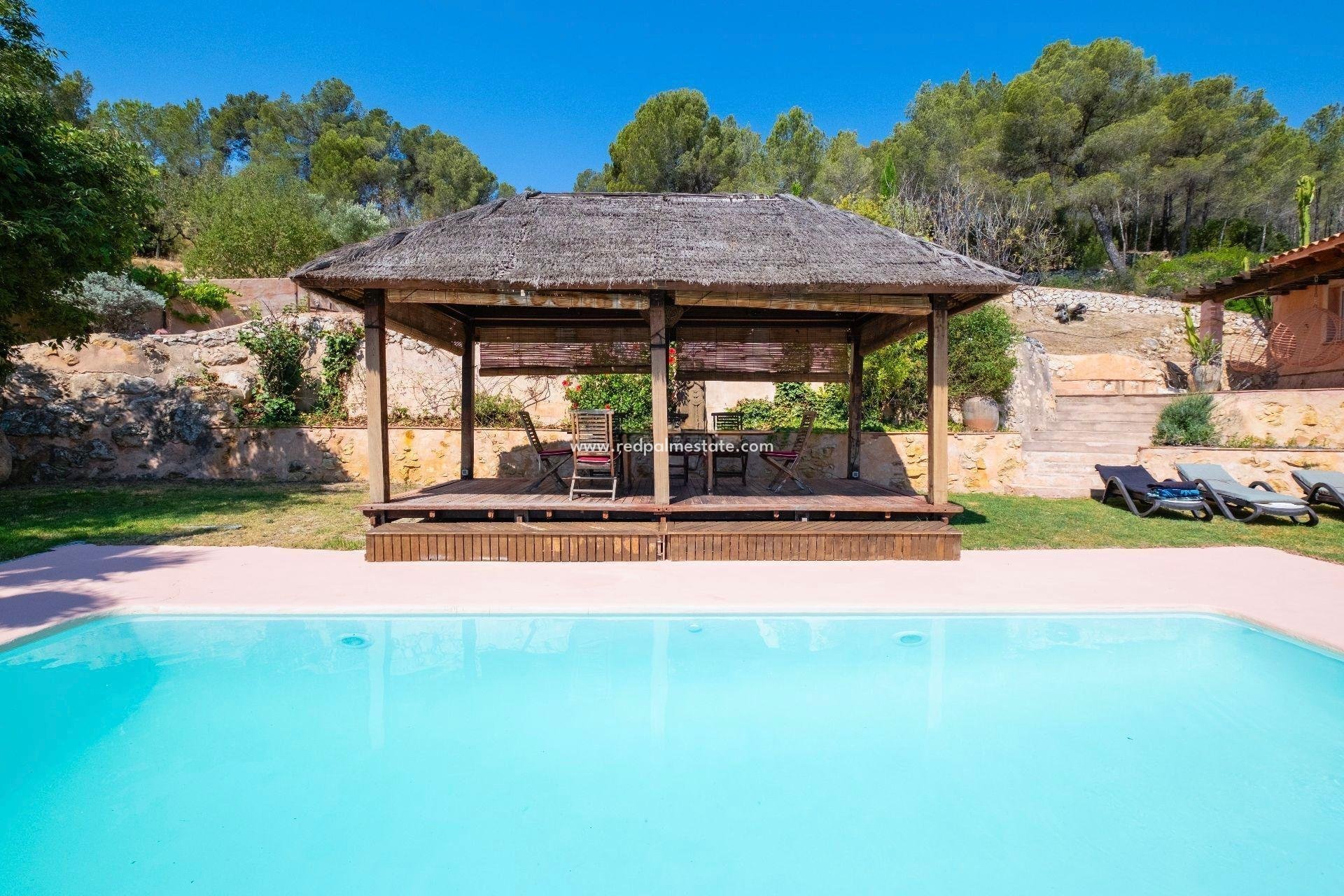 Videresalg - Villa -
Polop - Xirles