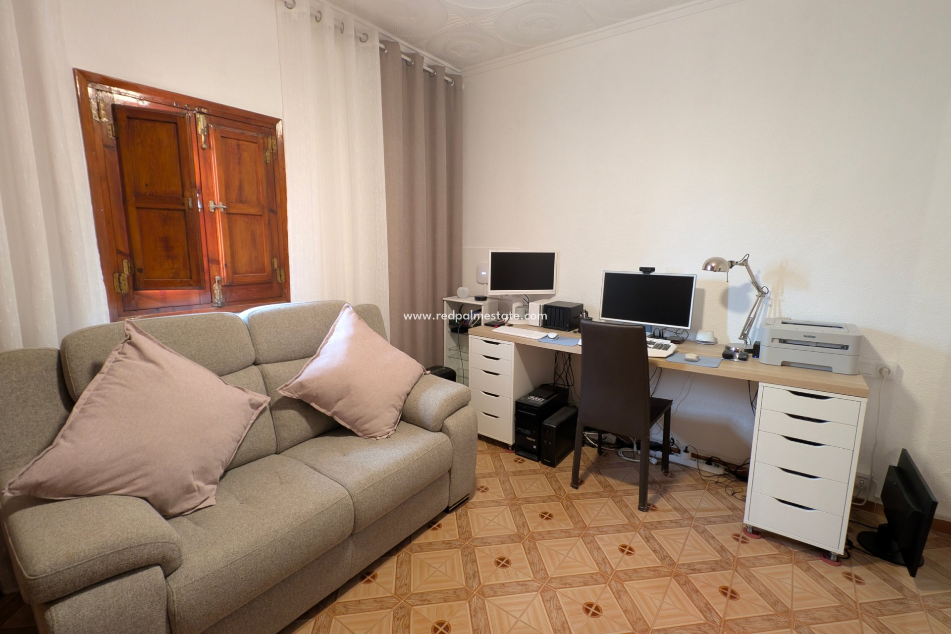 Videresalg - Villa -
Rafal - Inland