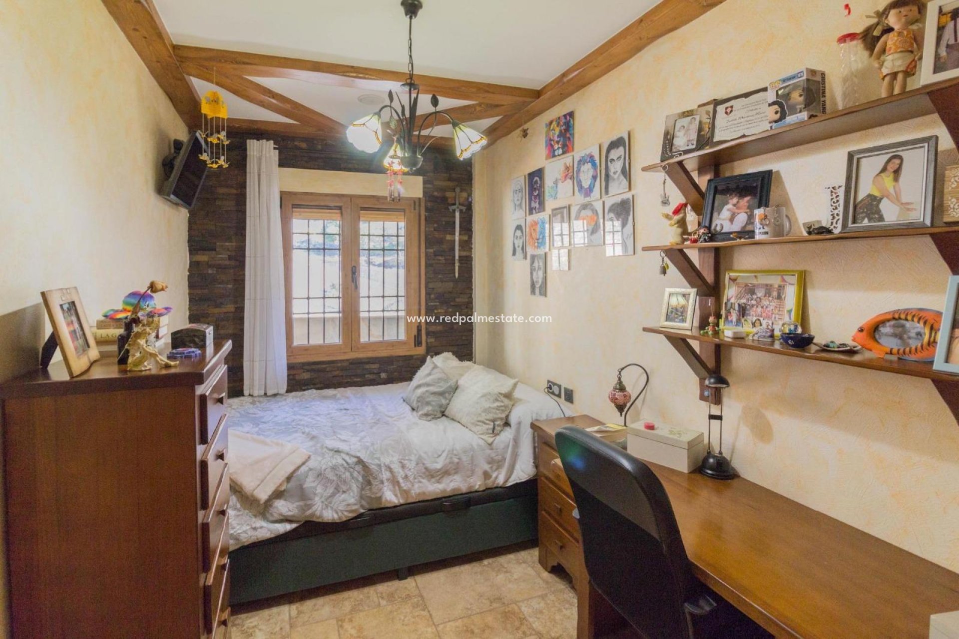 Videresalg - Villa -
Redován - Comunidad Valenciana