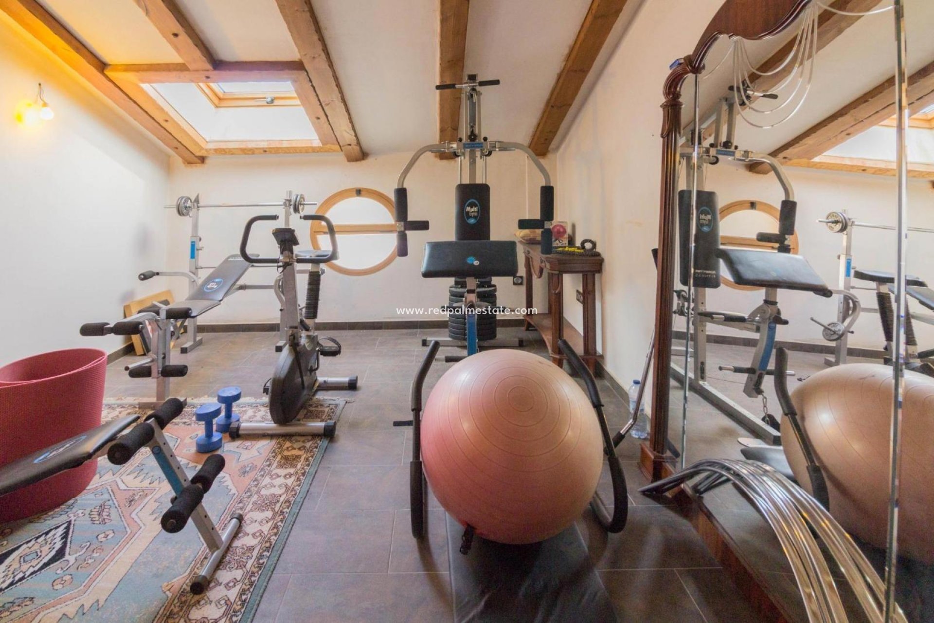 Videresalg - Villa -
Redován - Comunidad Valenciana