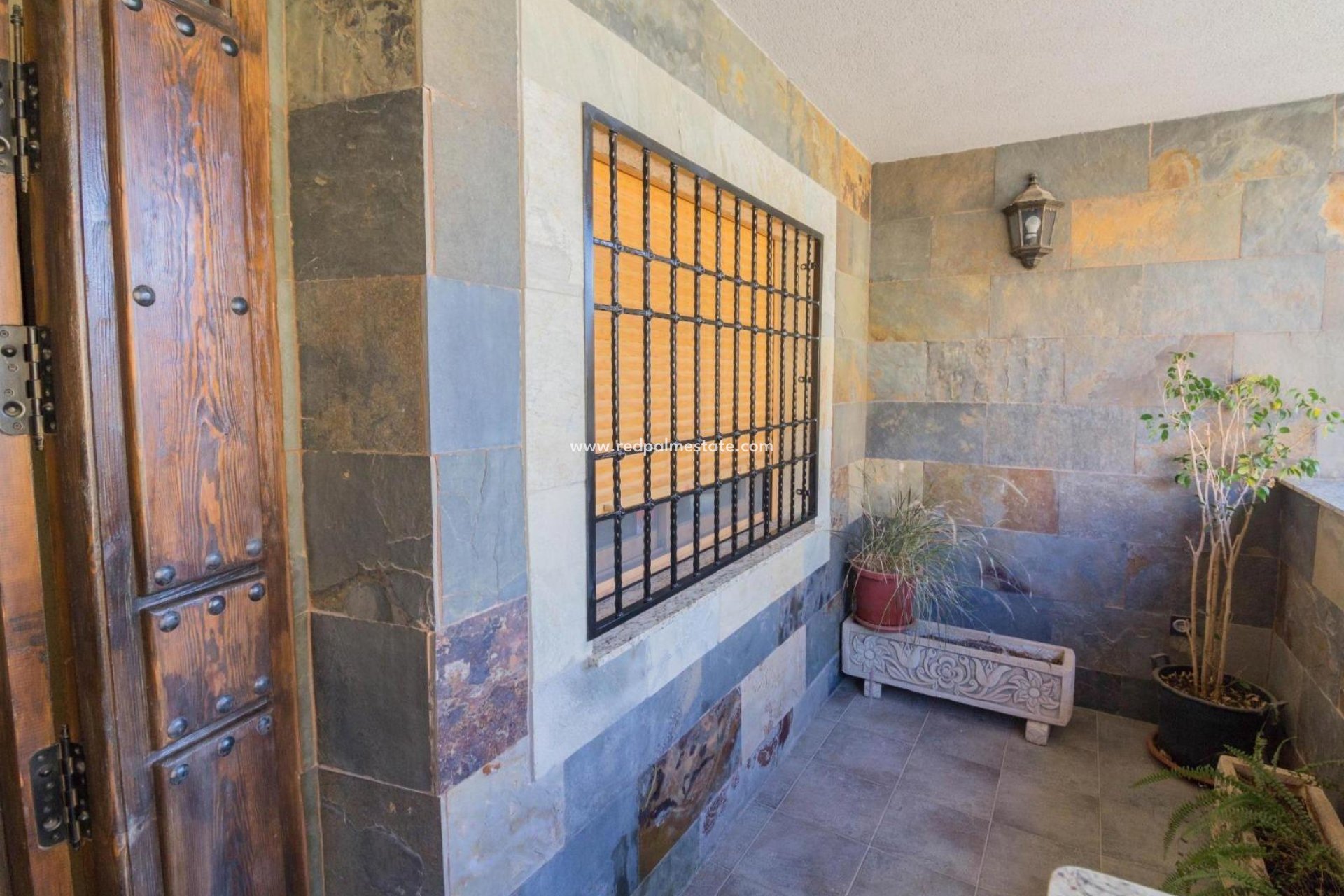 Videresalg - Villa -
Redován - Comunidad Valenciana