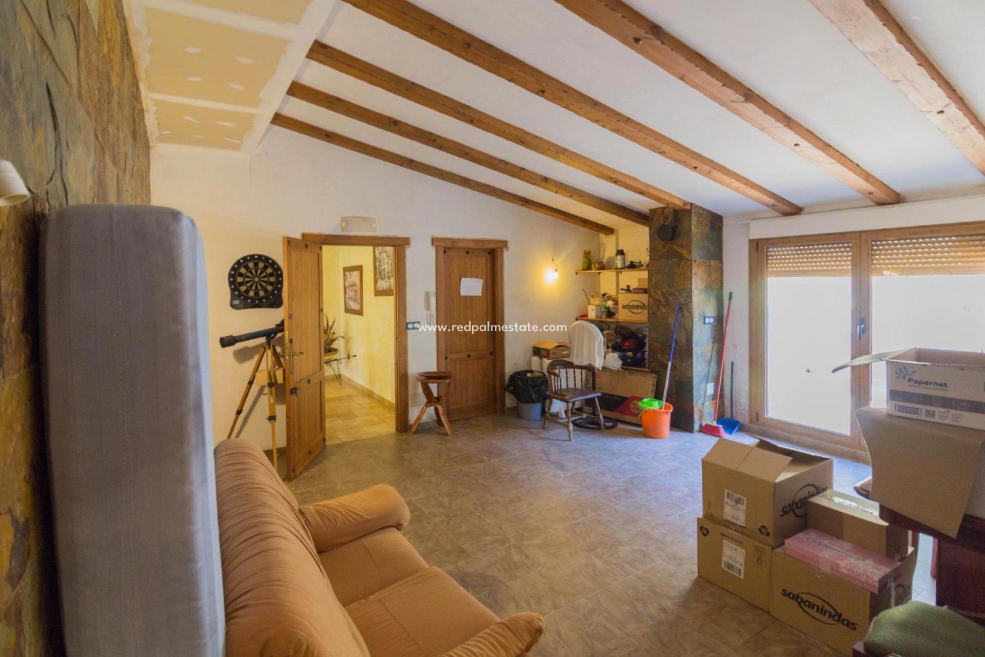 Videresalg - Villa -
Redován