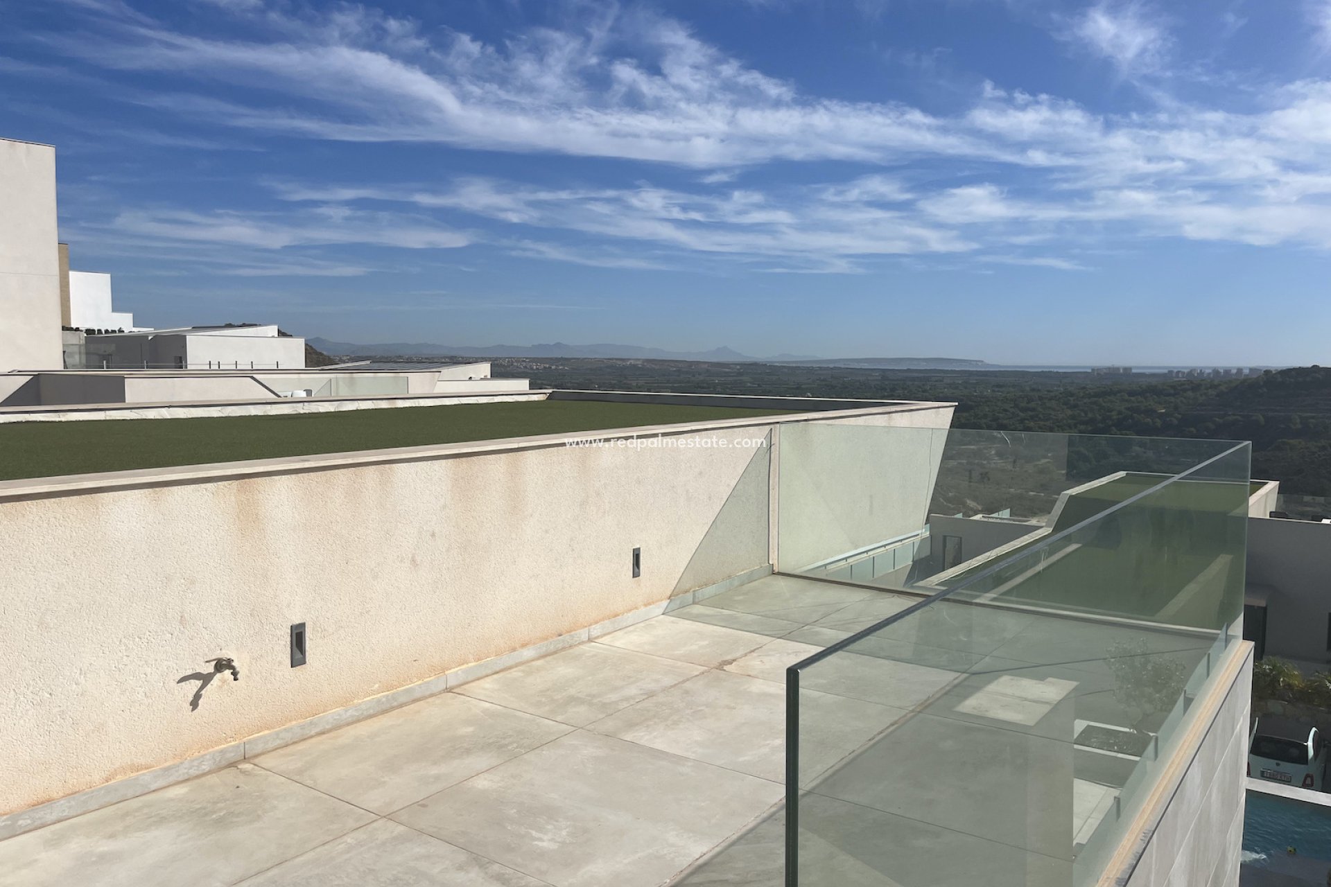 Videresalg - Villa -
Rojales - Inland