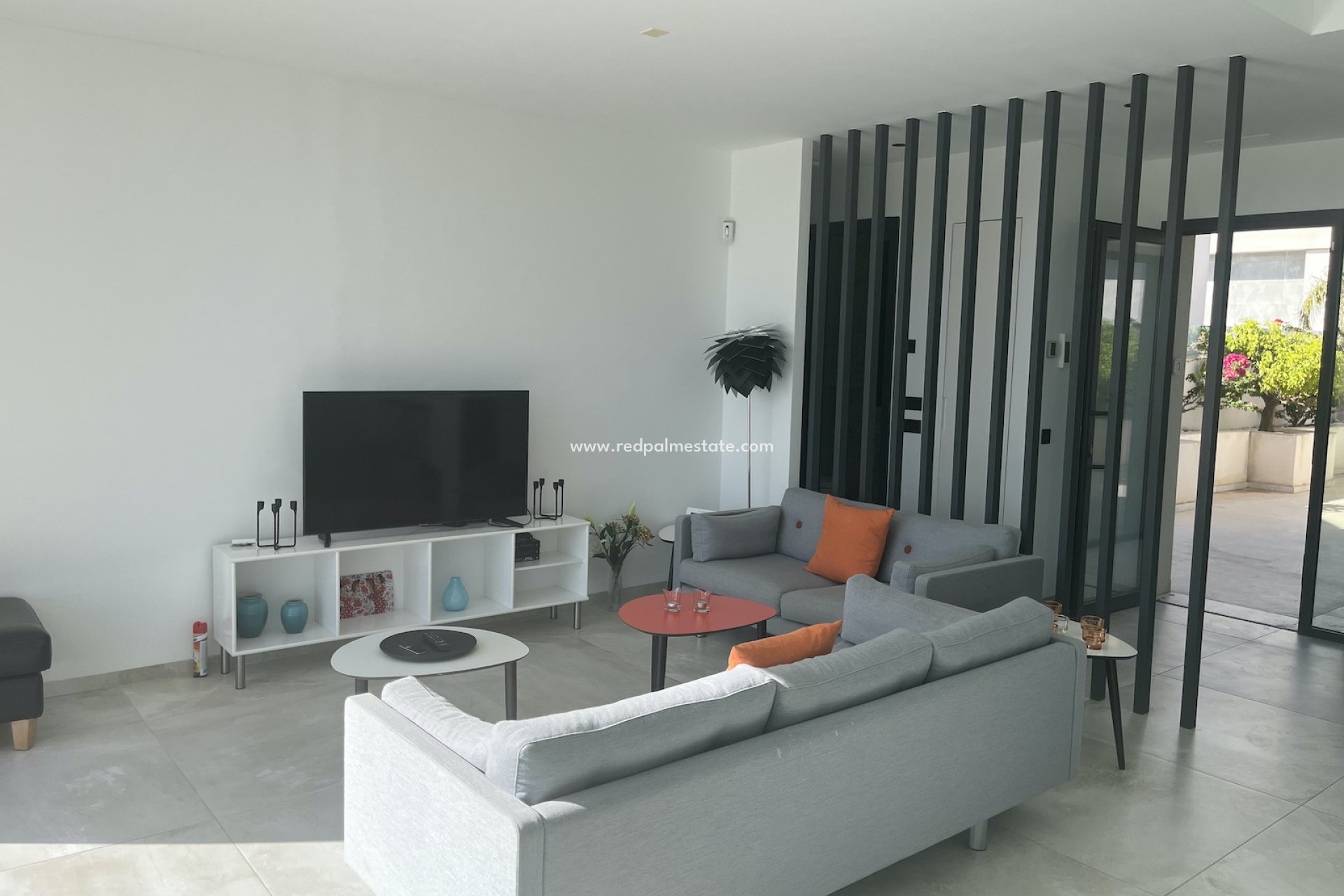 Videresalg - Villa -
Rojales - Inland