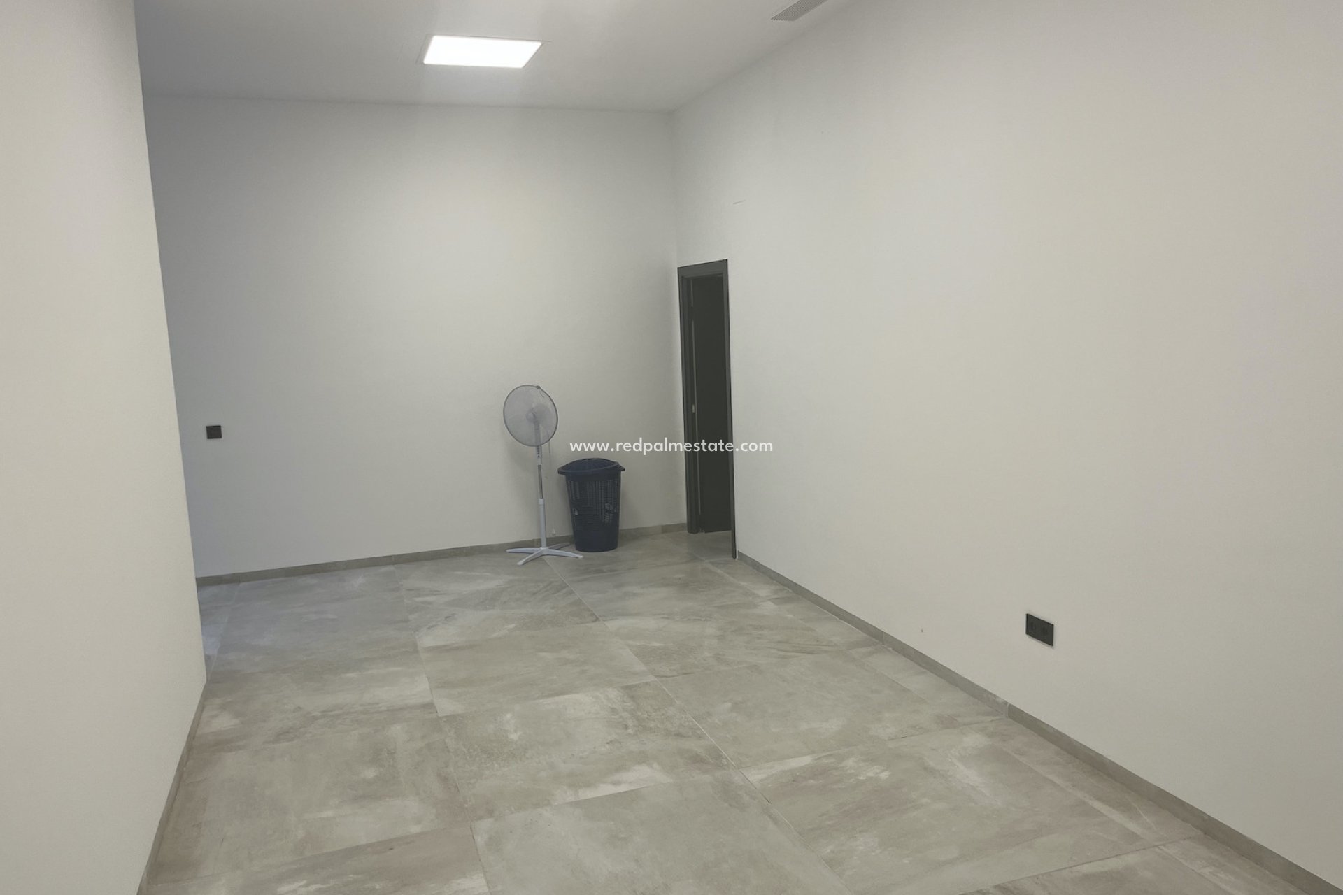 Videresalg - Villa -
Rojales - Inland