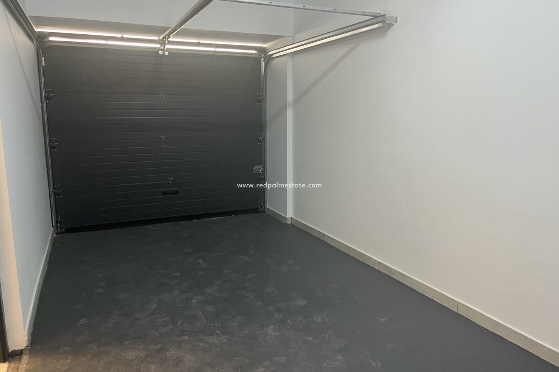 Videresalg - Villa -
Rojales - Inland