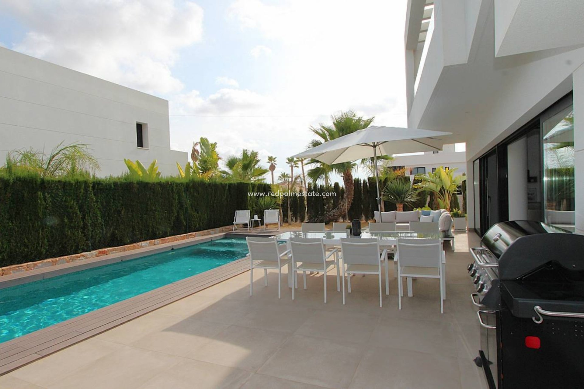 Videresalg - Villa -
Rojales - Inland