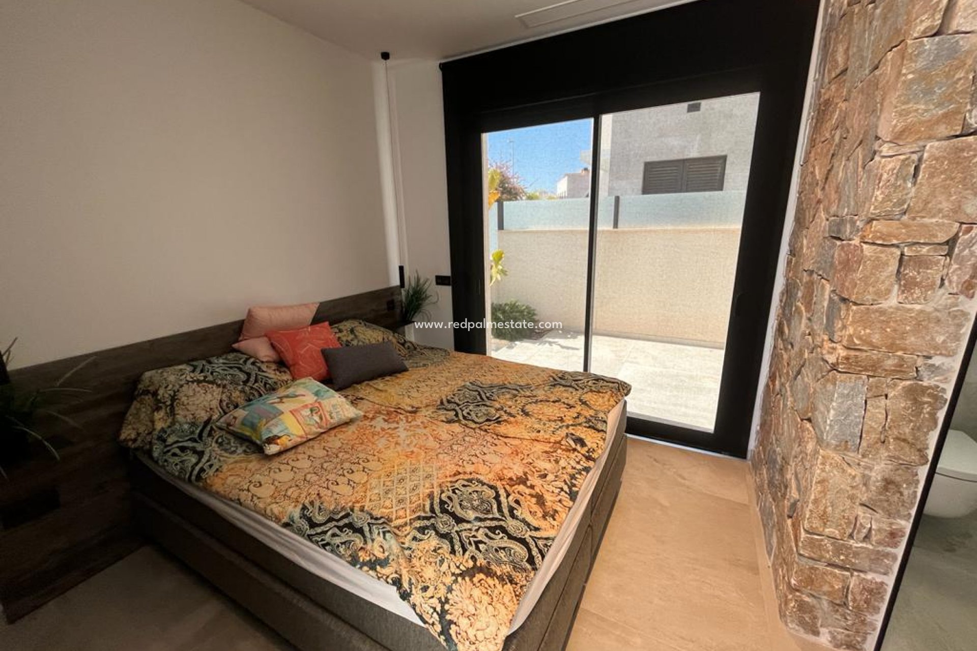 Videresalg - Villa -
Rojales - Inland