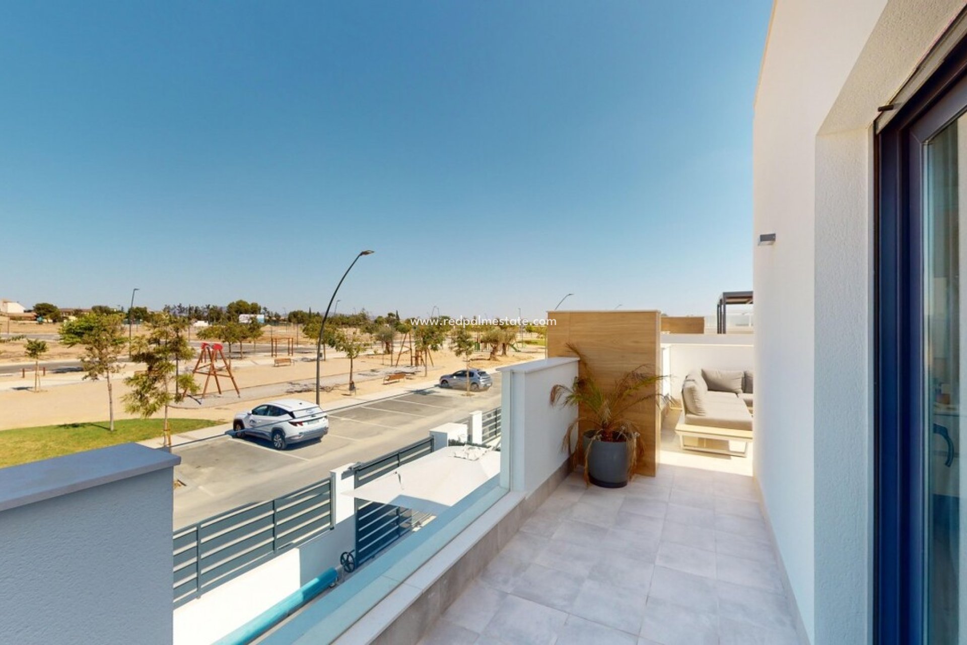 Videresalg - Villa -
ROLDAN - Inland