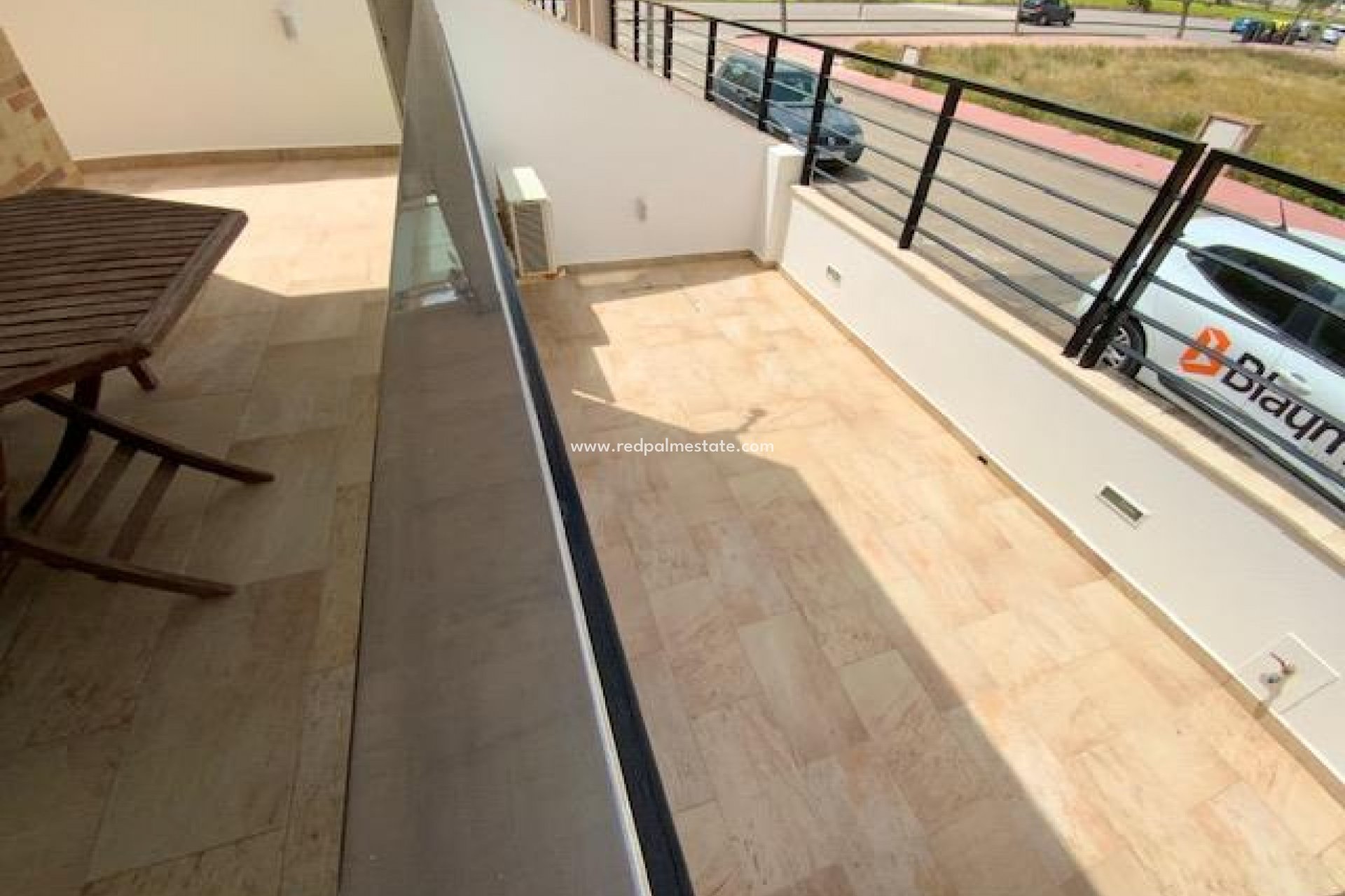 Videresalg - Villa -
ROLDAN - Inland