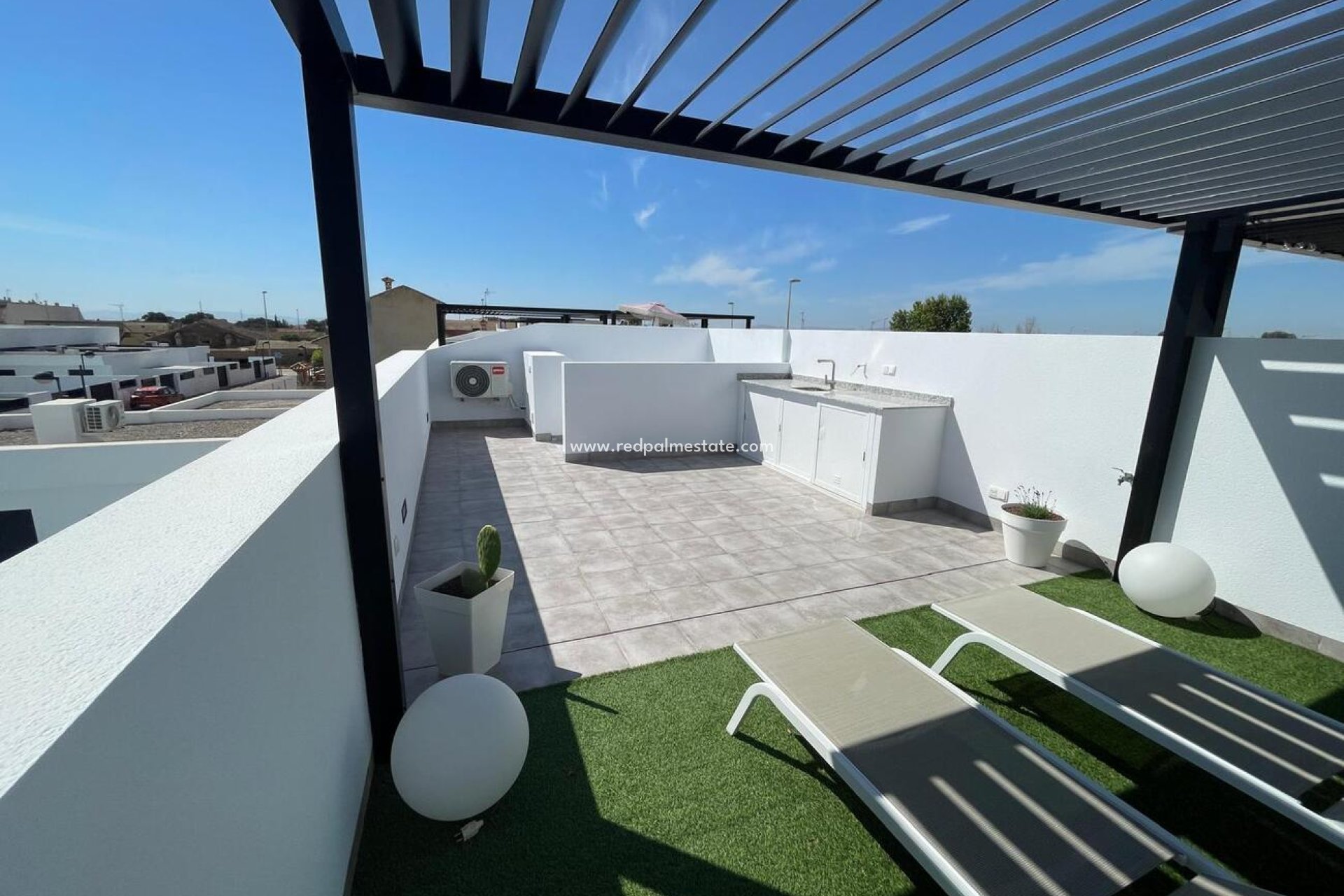 Videresalg - Villa -
ROLDAN - Torre Pachecco