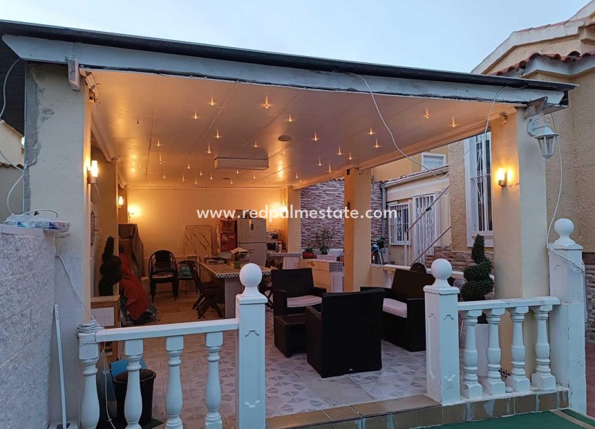 Videresalg - Villa -
San Fulgencio - La Marina