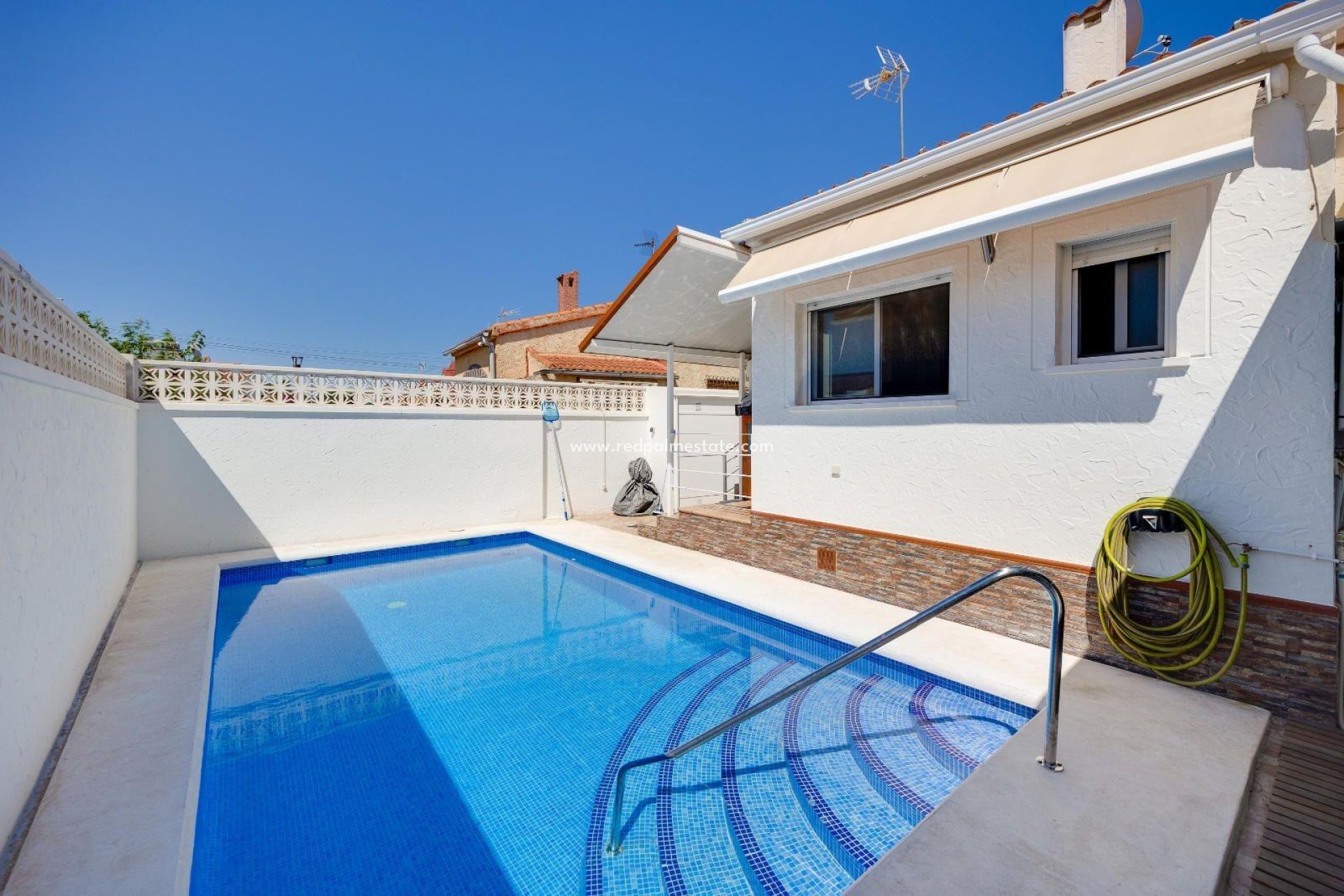 Videresalg - Villa -
San Fulgencio - La Marina