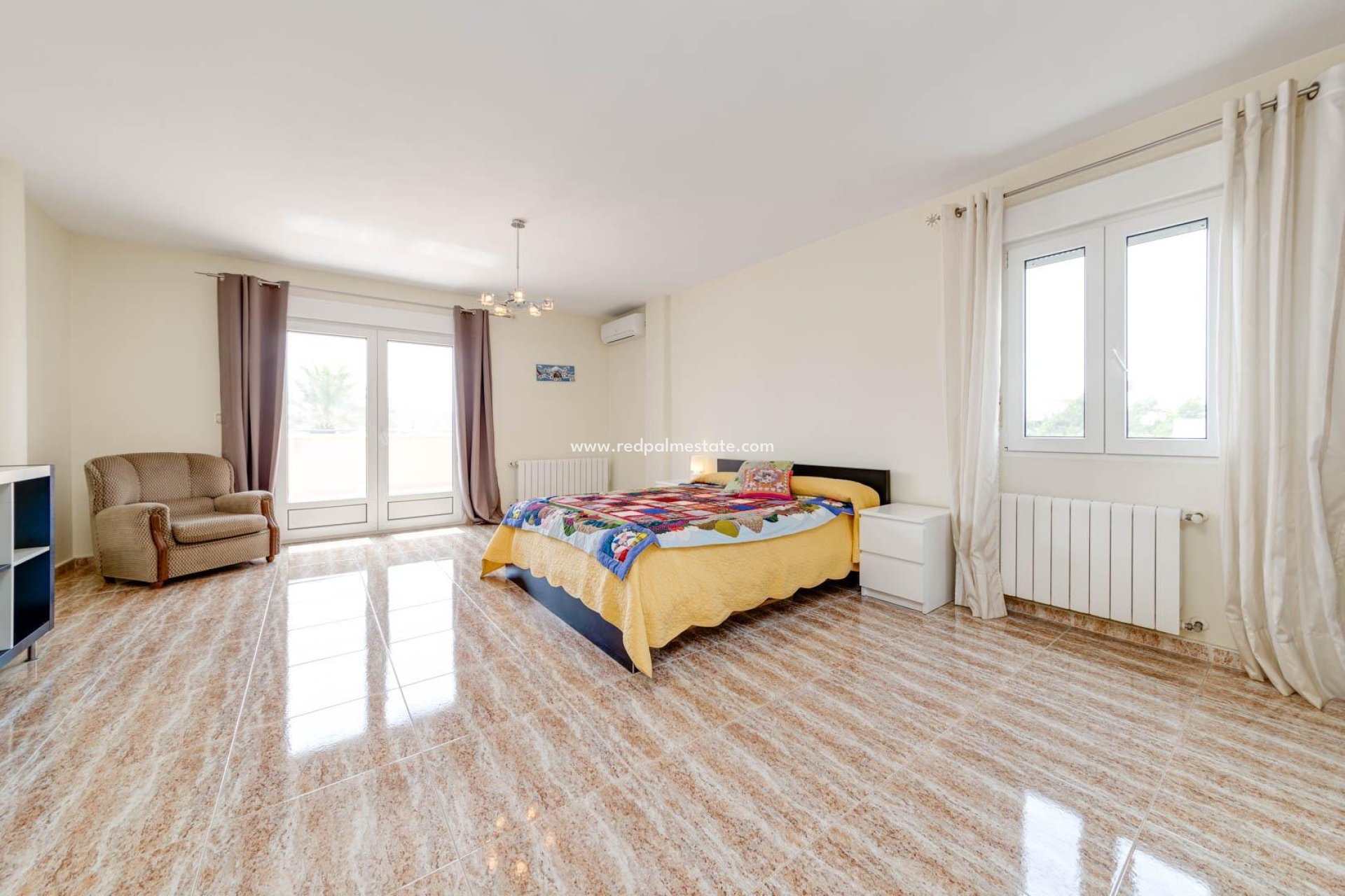 Videresalg - Villa -
San Javier