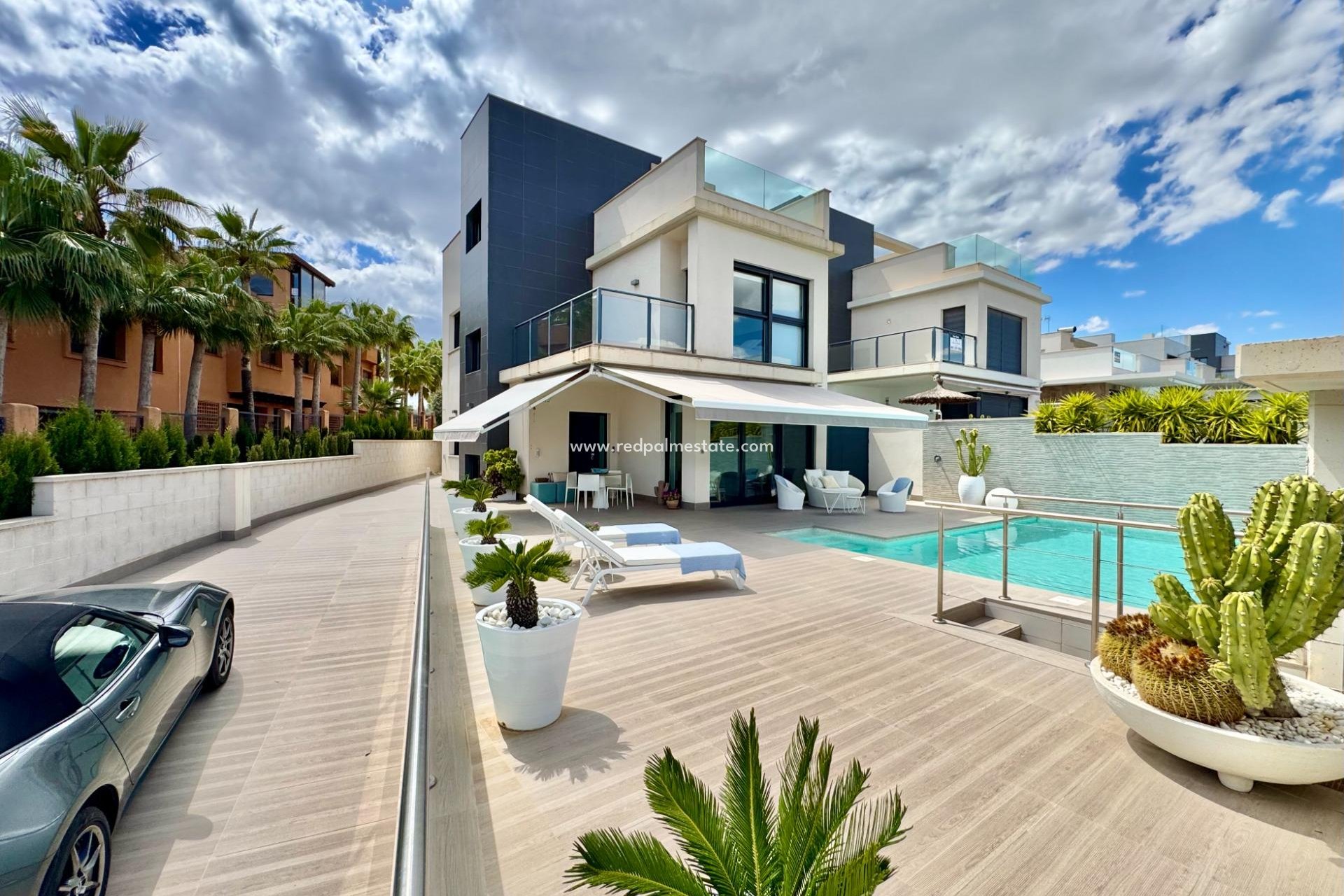 Videresalg - Villa -
San Miguel de Salinas - Bellavista
