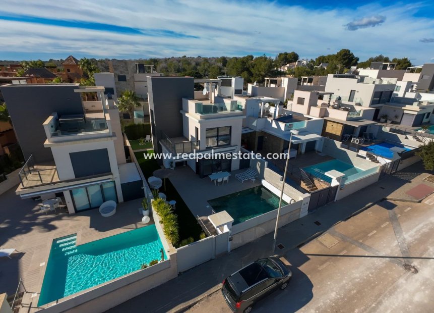 Videresalg - Villa -
San Miguel de Salinas - Bellavista