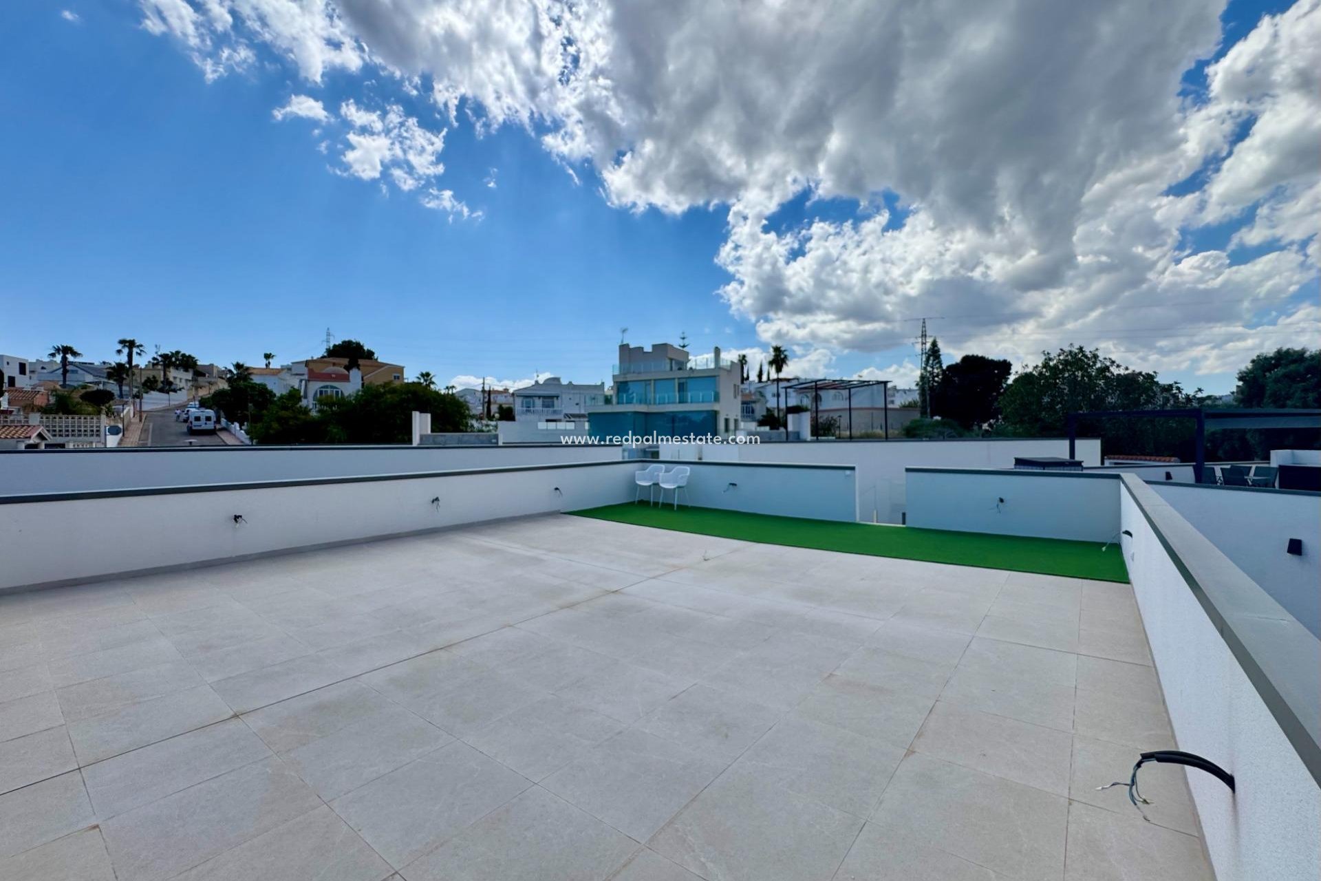 Videresalg - Villa -
San Miguel de Salinas - Blue Lagoon - Galán