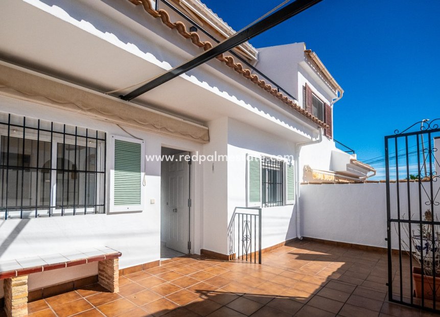 Videresalg - Villa -
San Miguel de Salinas - Inland