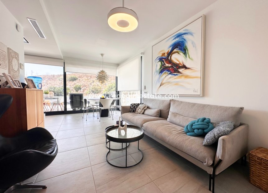 Videresalg - Villa -
San Miguel de Salinas - Inland
