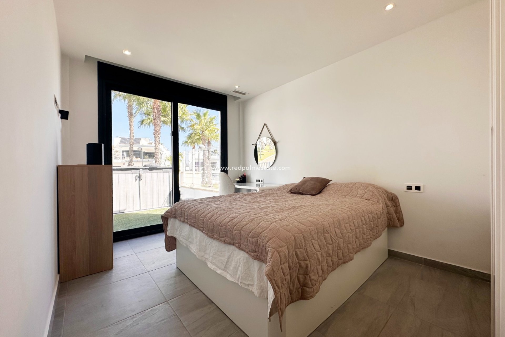 Videresalg - Villa -
San Miguel de Salinas - Inland