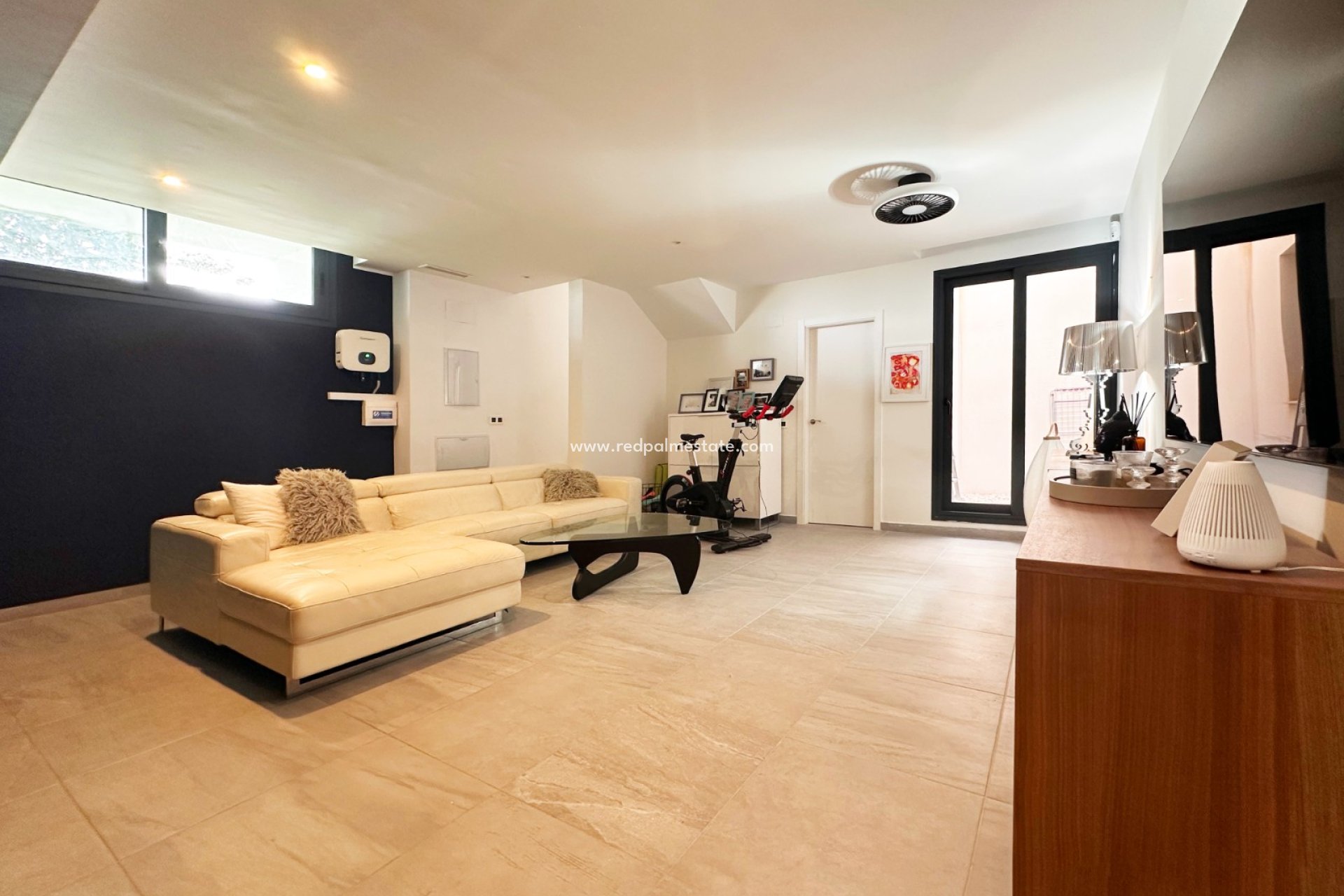 Videresalg - Villa -
San Miguel de Salinas - Inland