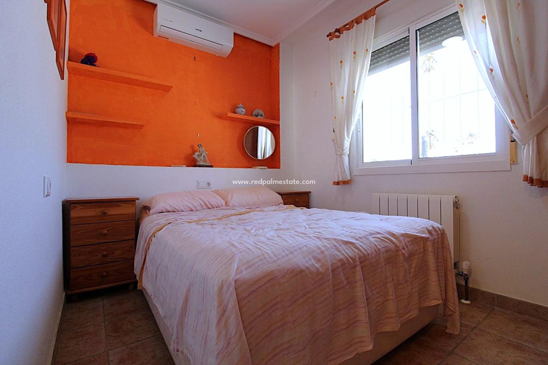 Videresalg - Villa -
San Miguel de Salinas - Inland