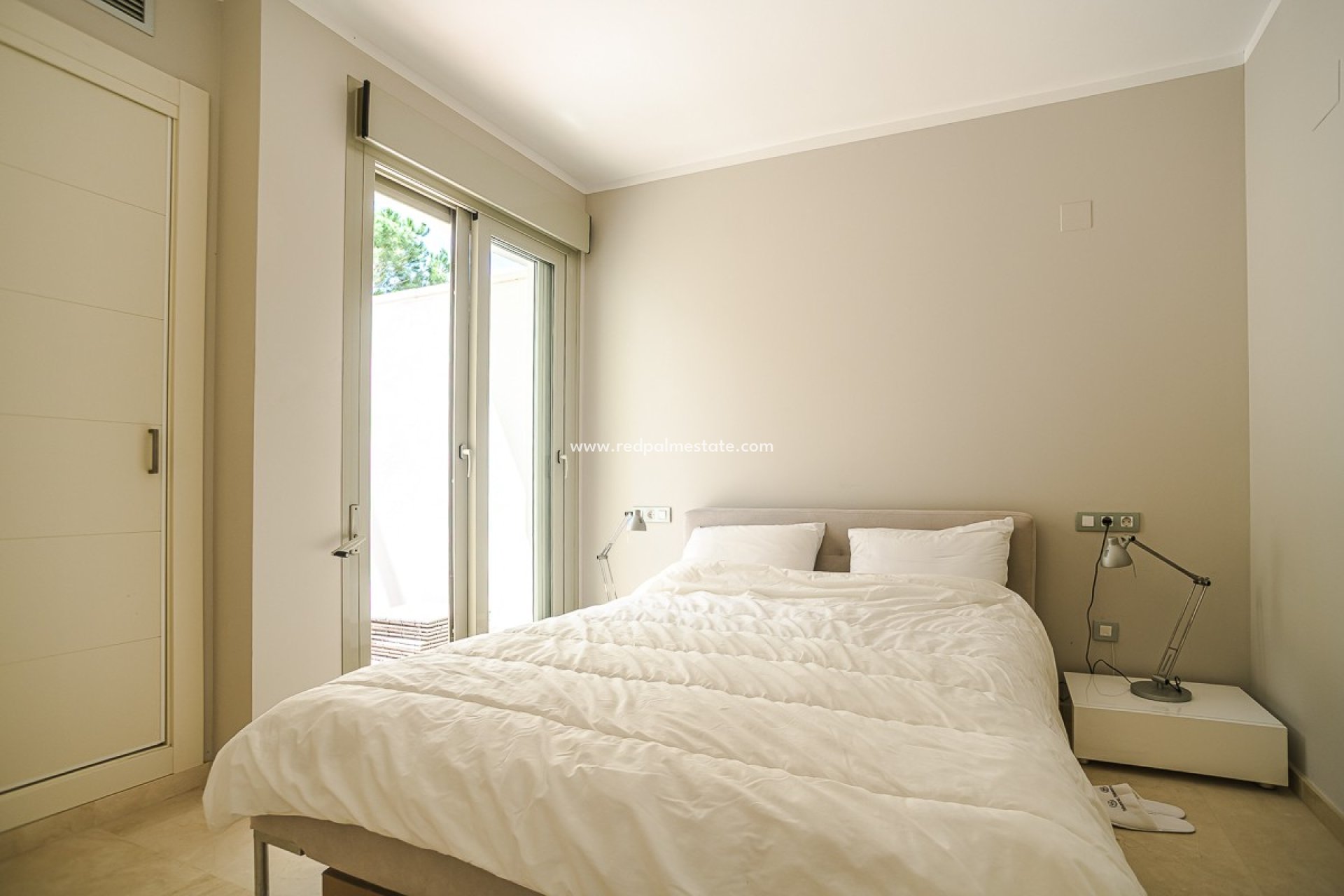 Videresalg - Villa -
San Miguel de Salinas - Inland