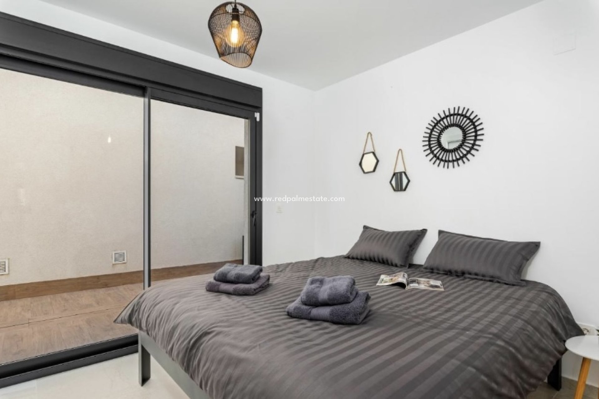 Videresalg - Villa -
San Miguel de Salinas - Inland