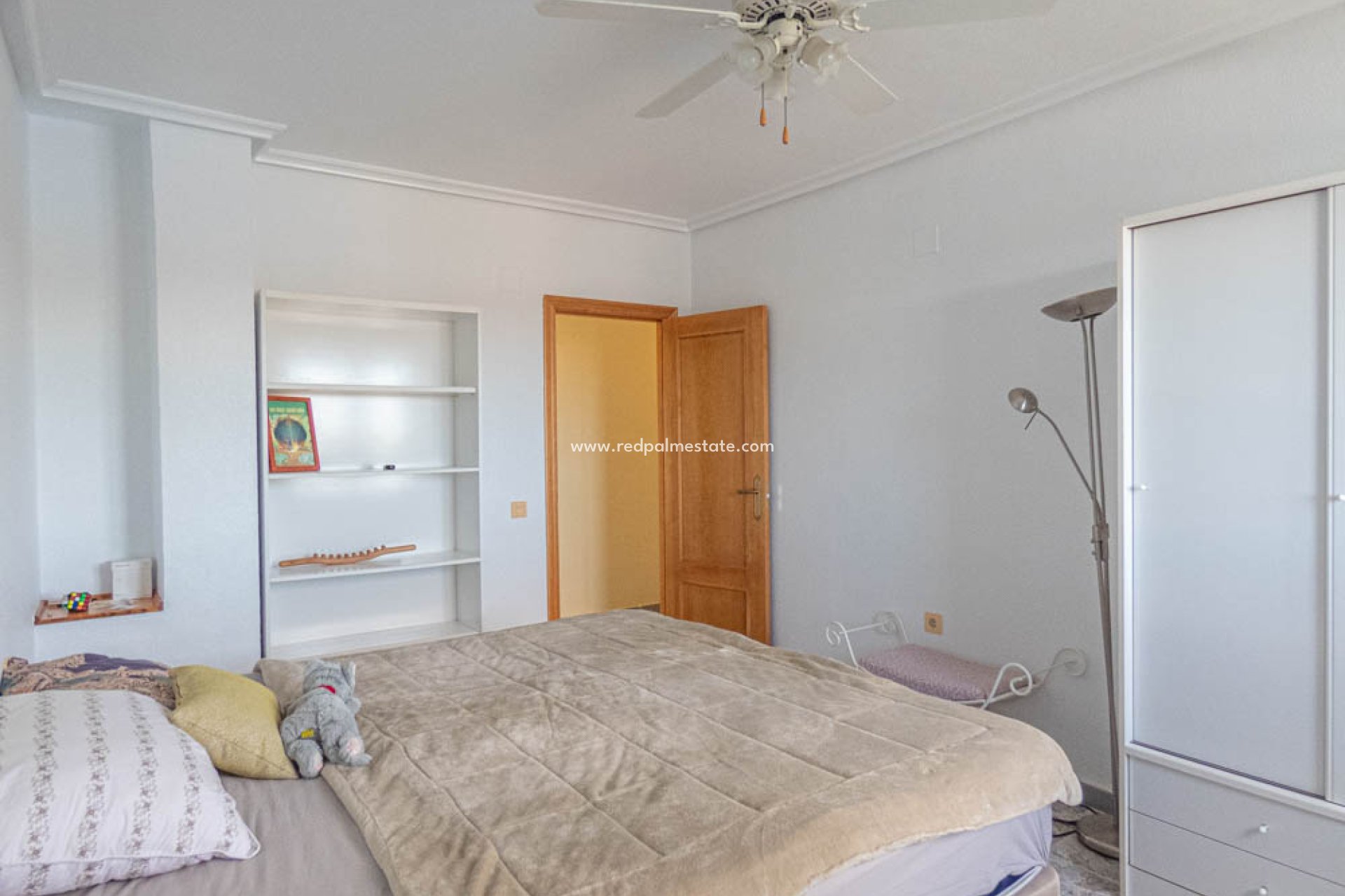 Videresalg - Villa -
San Miguel de Salinas - Inland