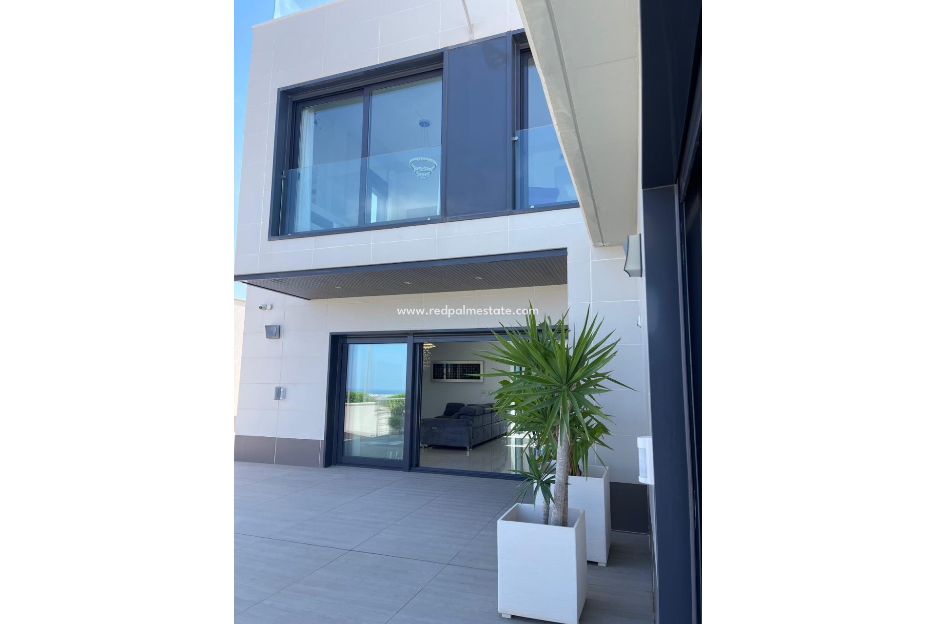 Videresalg - Villa -
San Miguel de Salinas - Inland