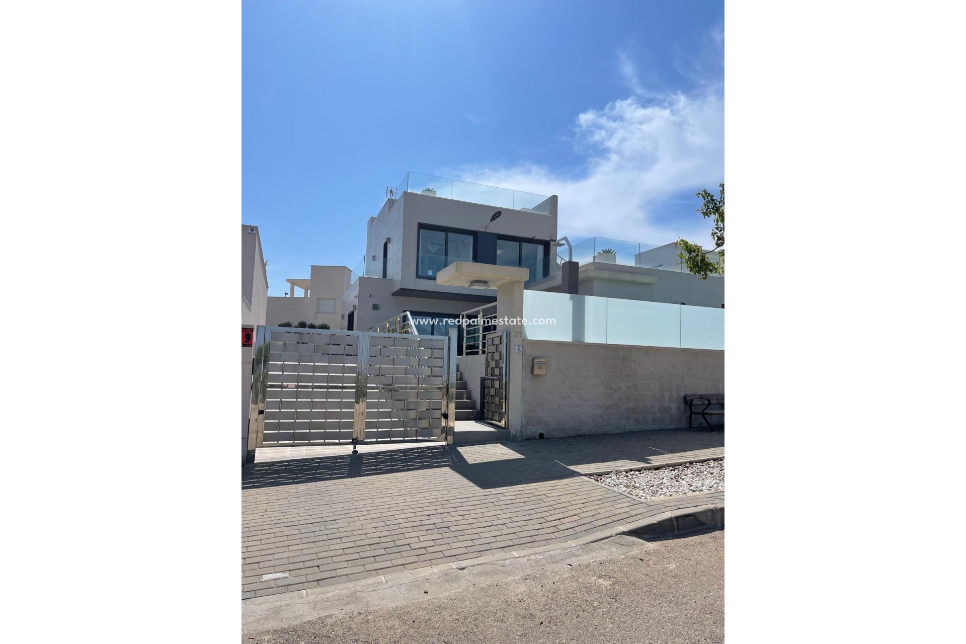 Videresalg - Villa -
San Miguel de Salinas - Inland